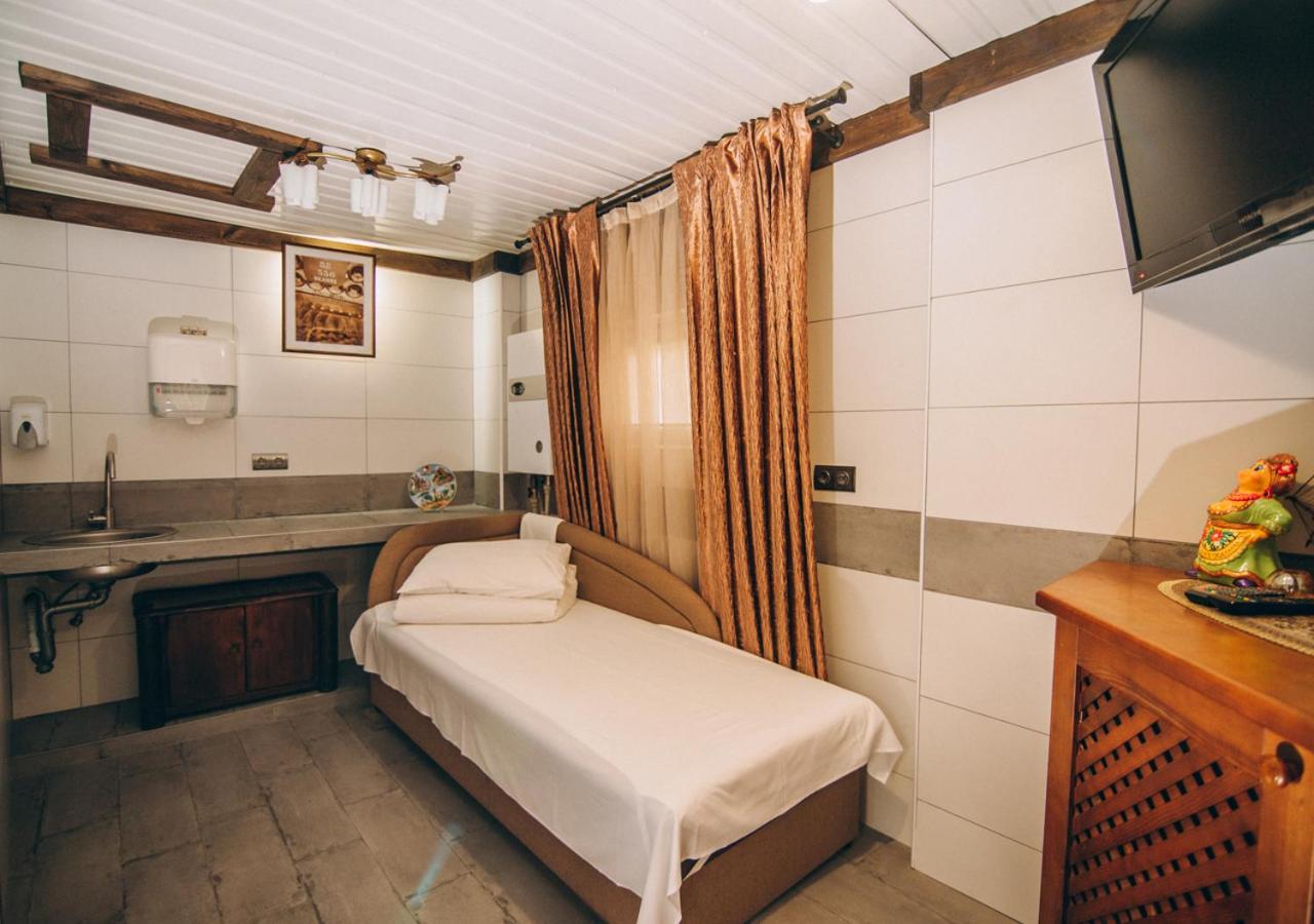 Small Single Room