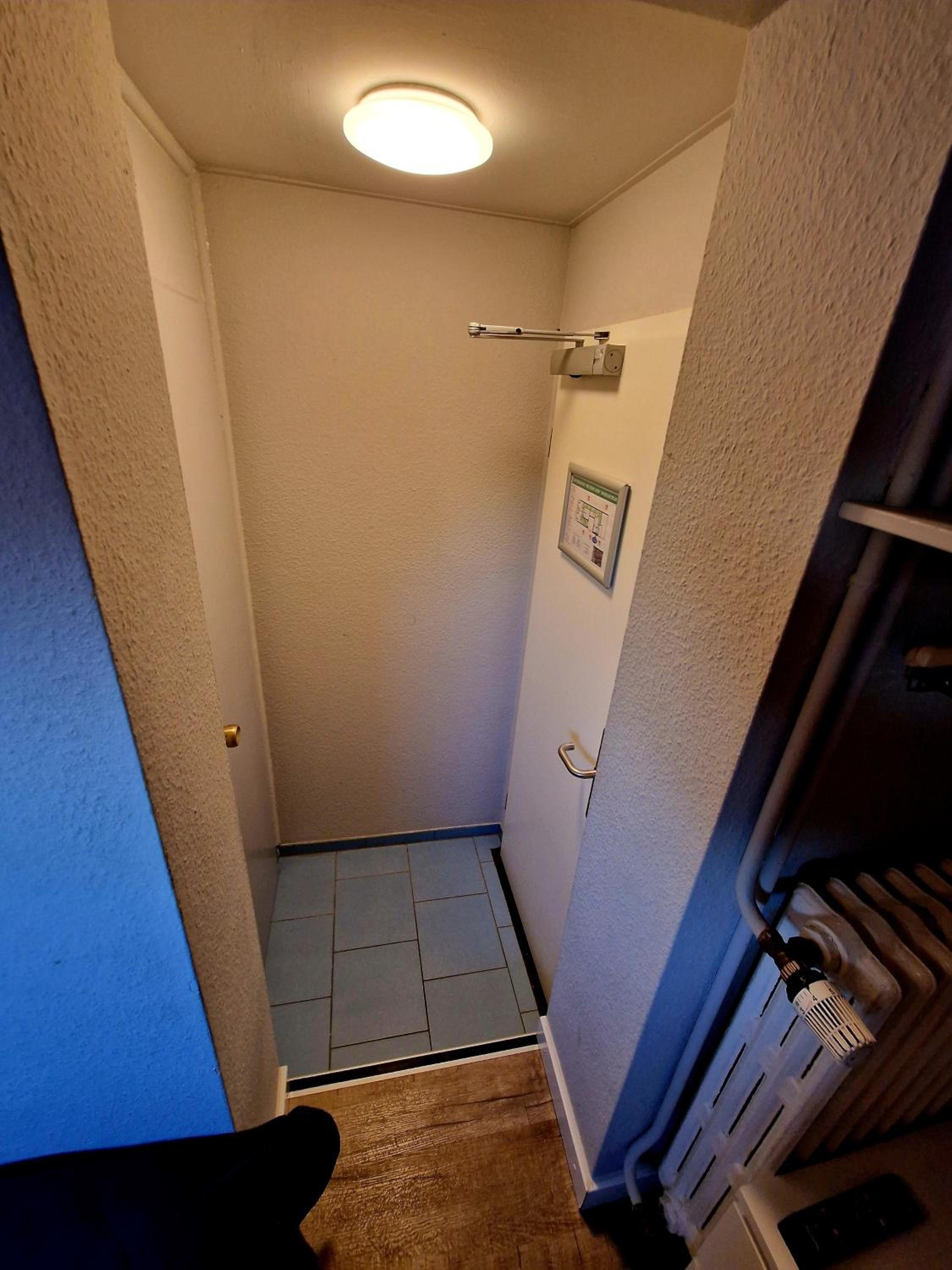 Budget Single Room photo 2