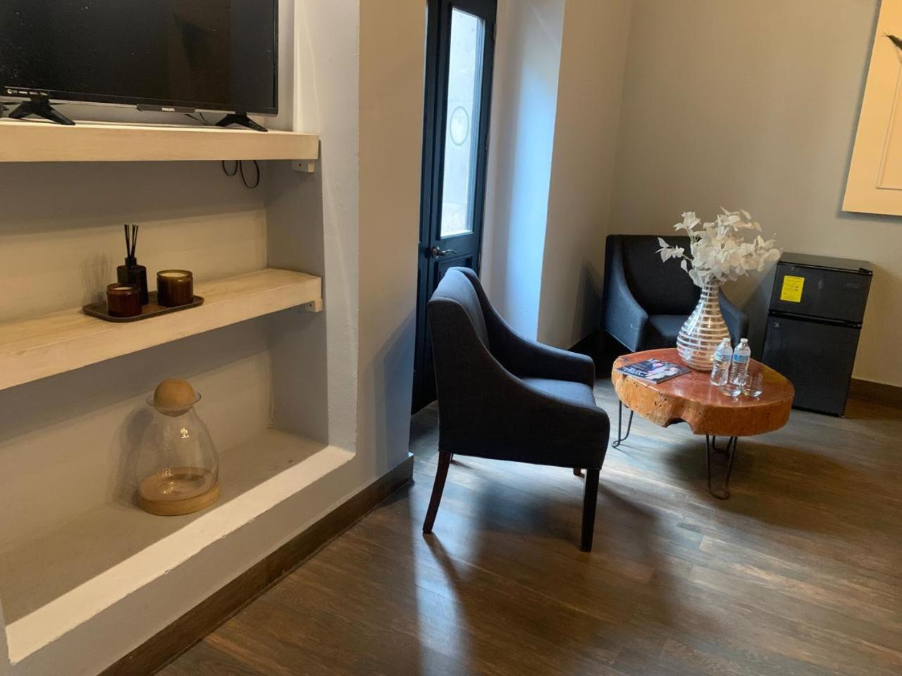 Standard Double Suite
