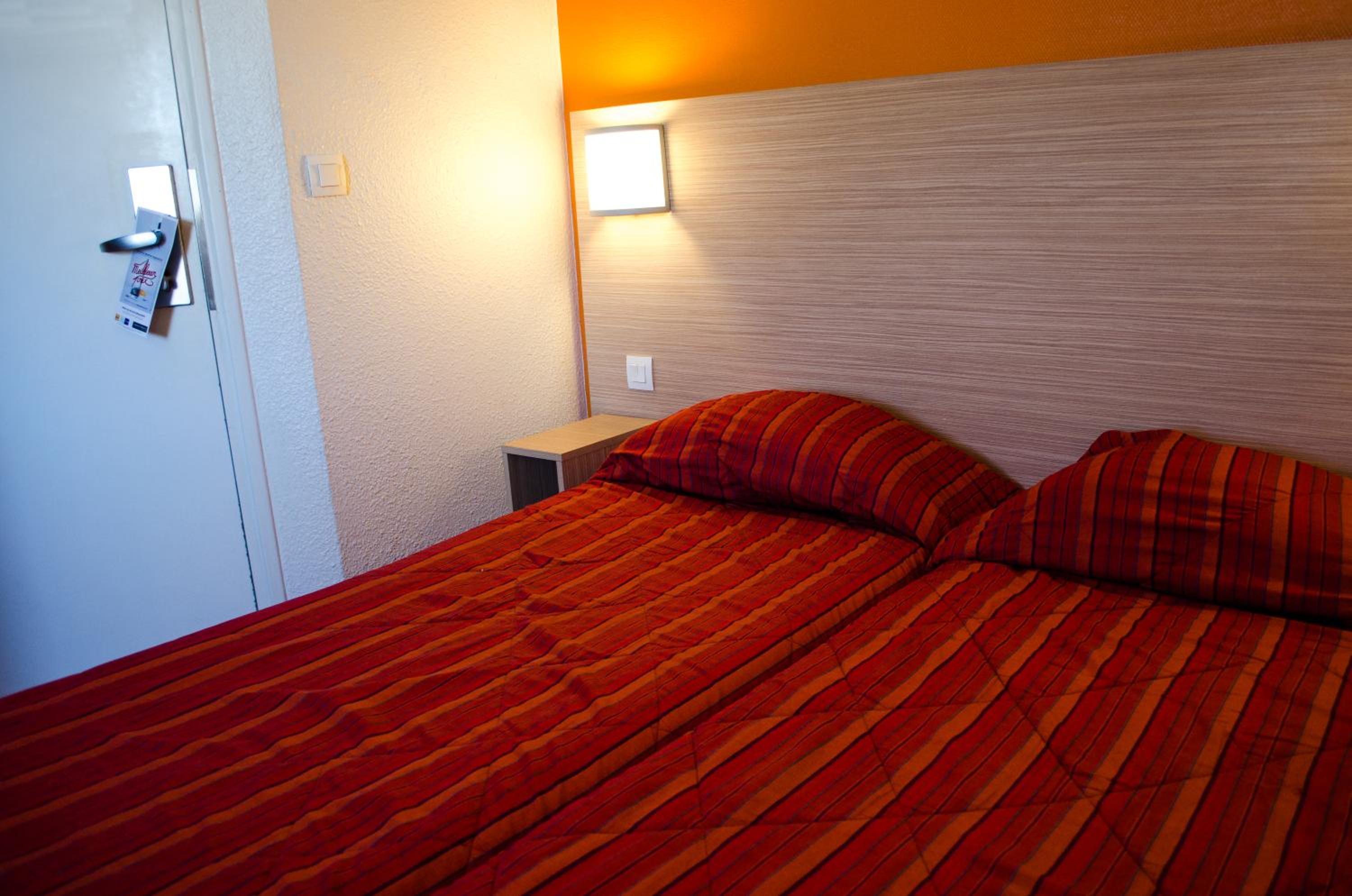 Twin Room - Photo 4