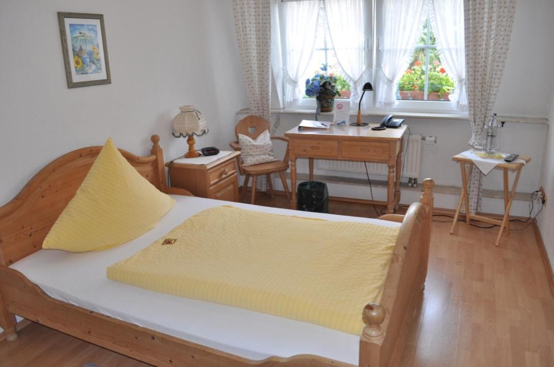 Single Room photo 3