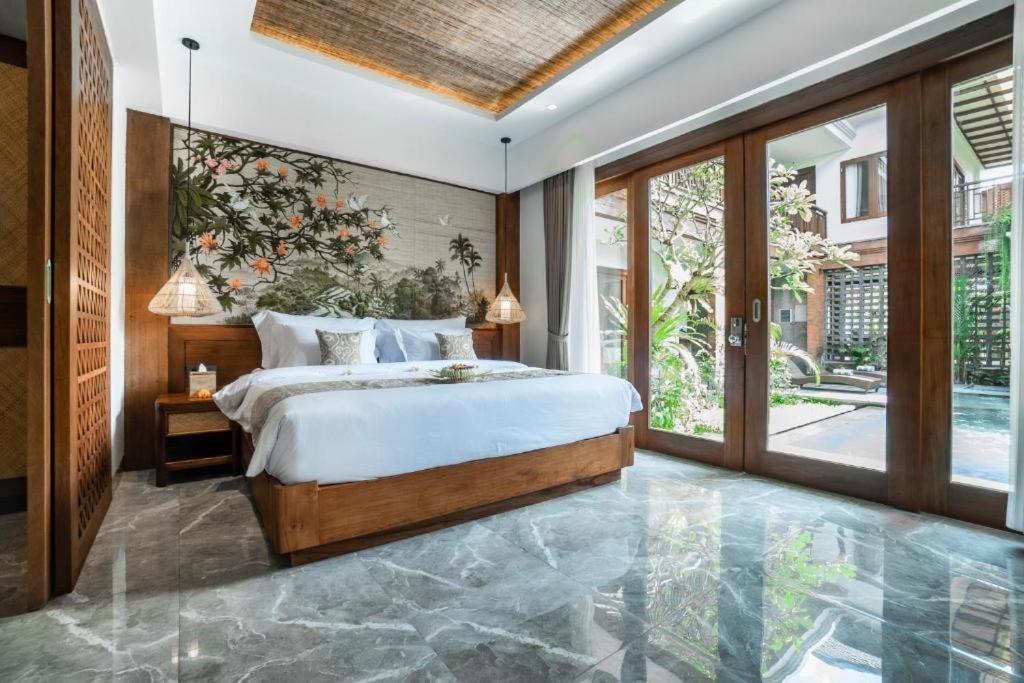 Deluxe Room with Complimentary Schedule Shuttle Service to Ubud Center