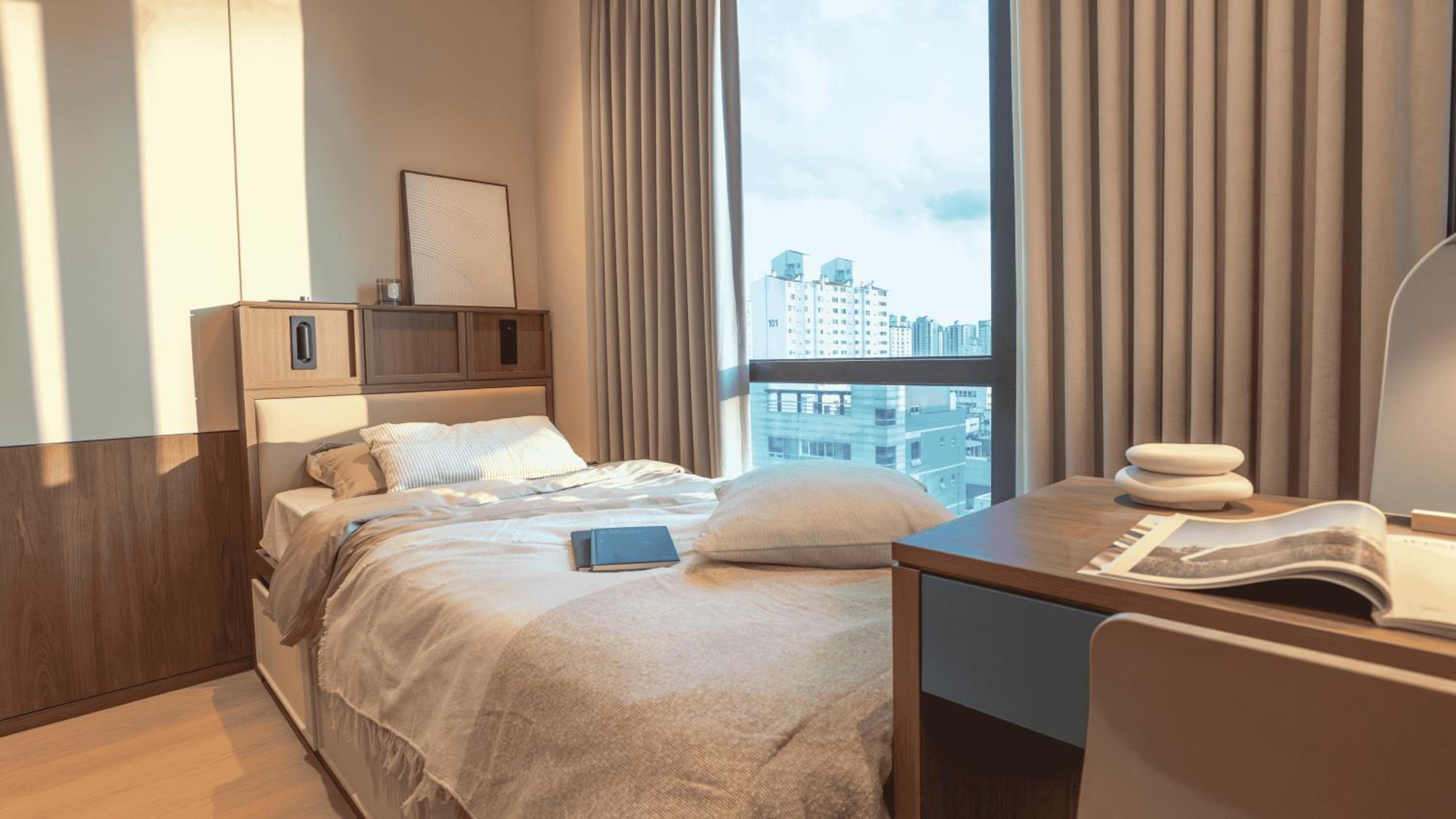 Large Single Room