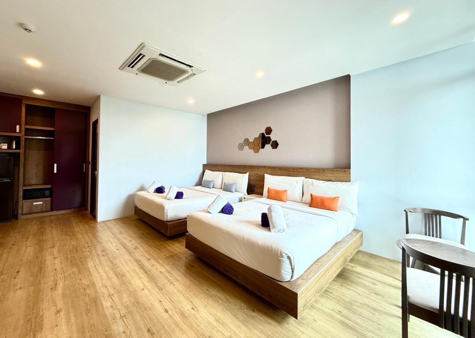 Suite with City View photo 3
