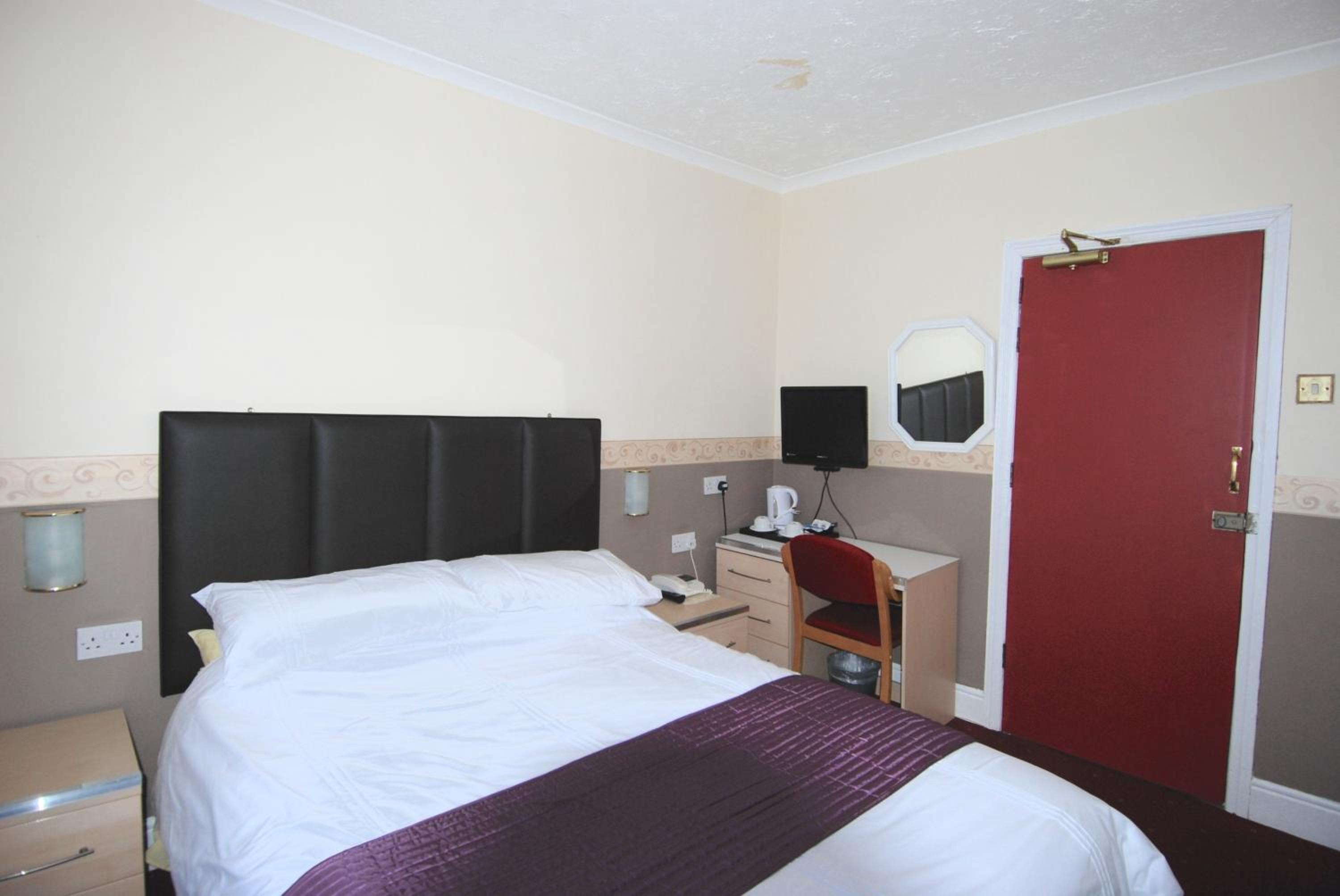 Standard Double Room photo 3