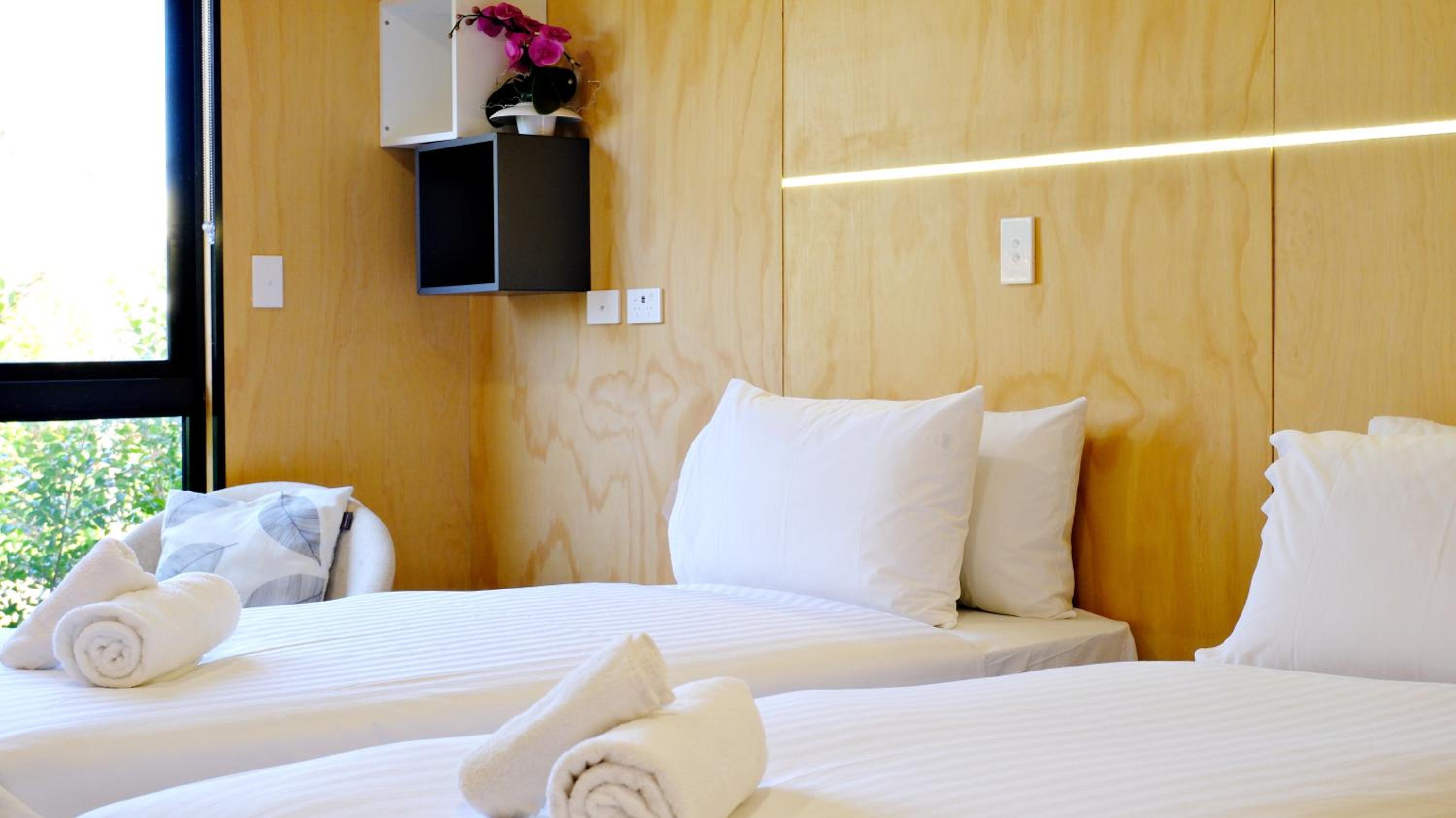 Deluxe Twin Room photo 3