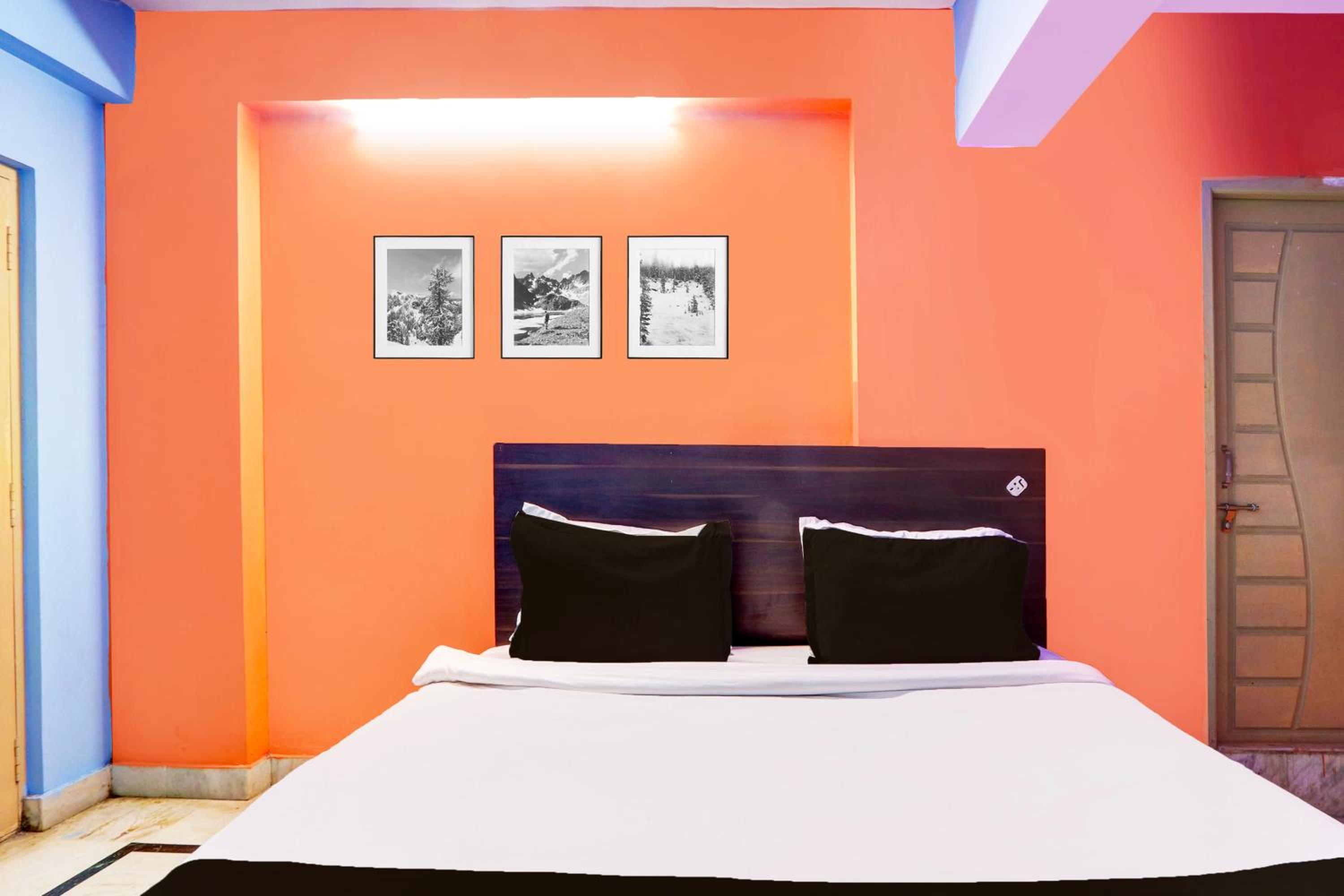 Classic Triple Room photo 2