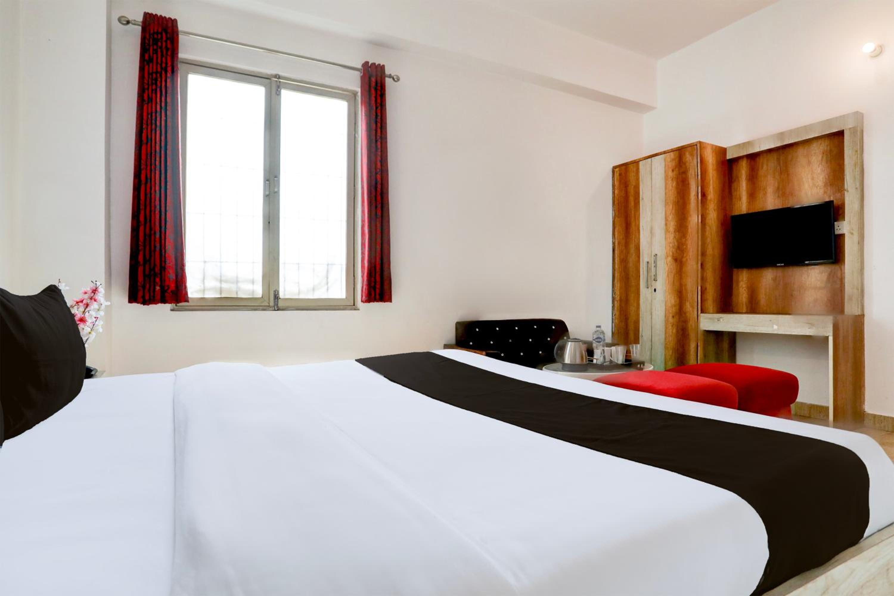 Classic Triple Room photo 2