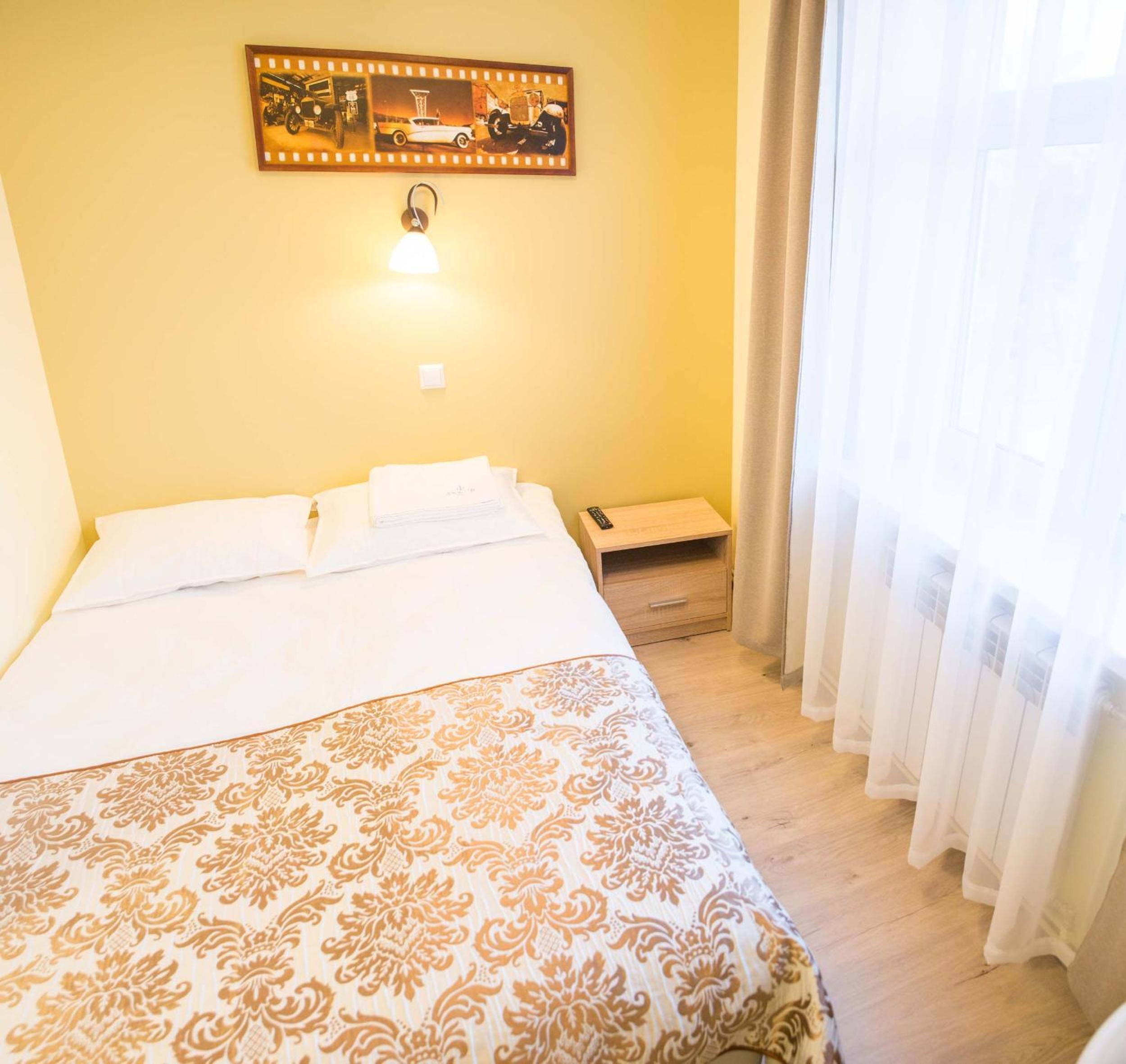 Double Room - Photo 6