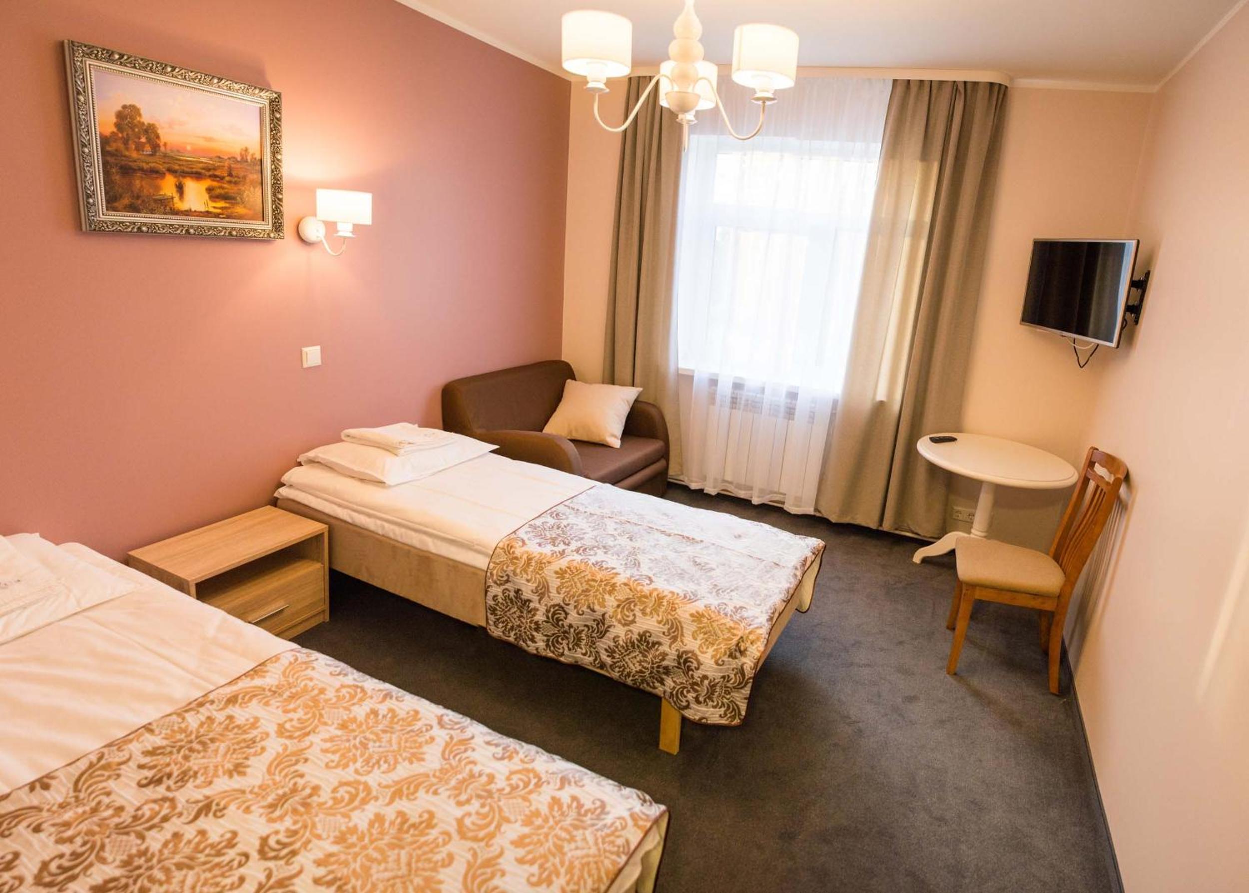 Standard Twin Room - Photo 1