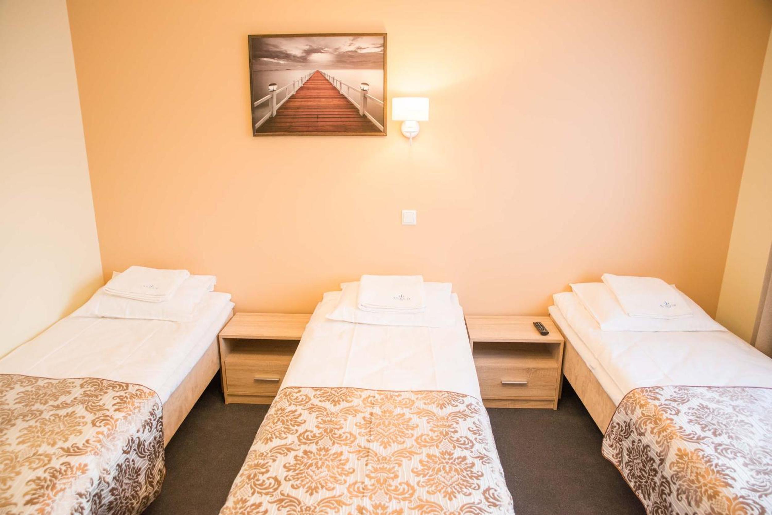 Standard Triple Room - Photo 6
