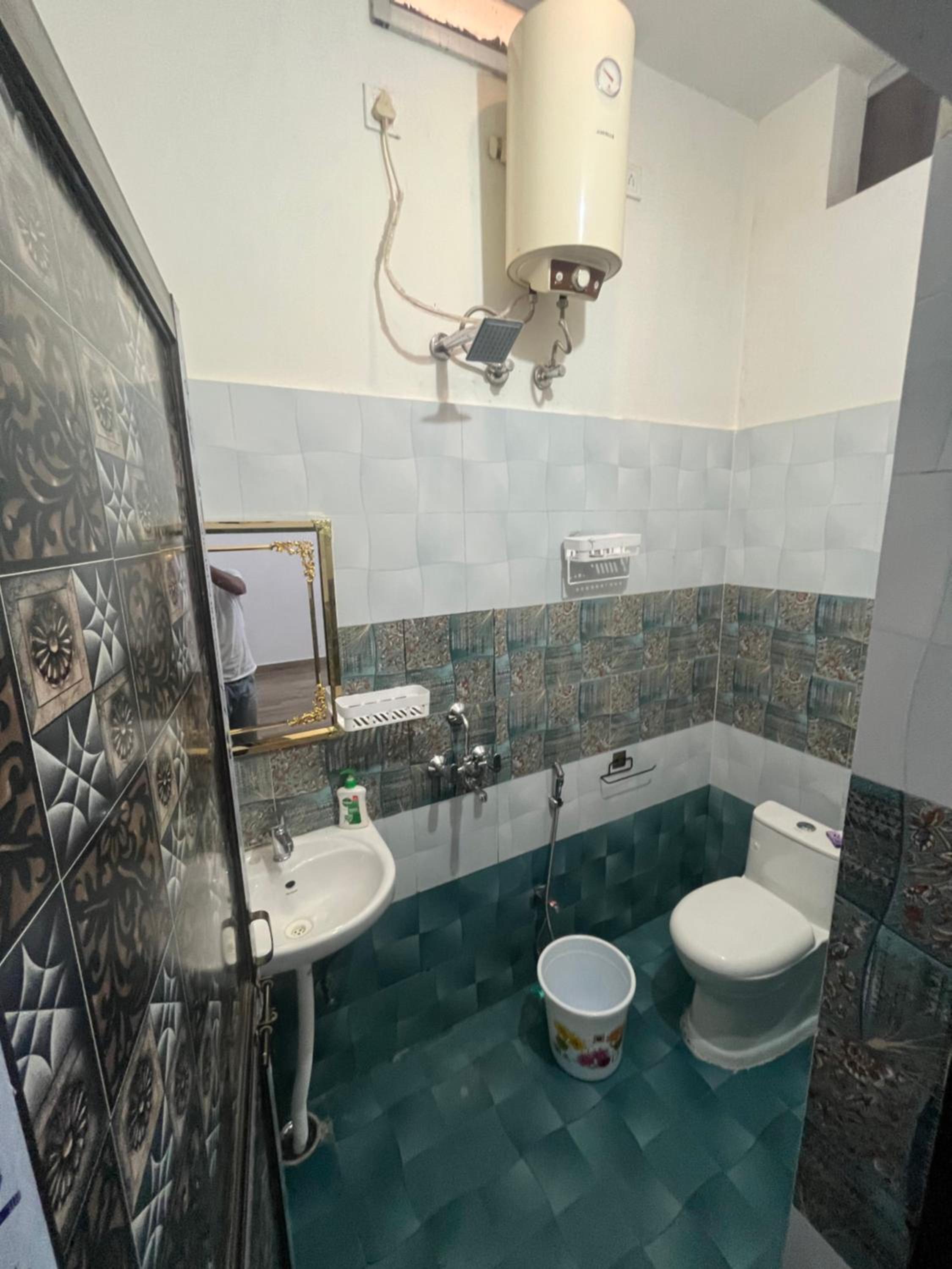 Double Room with Private Bathroom photo 3