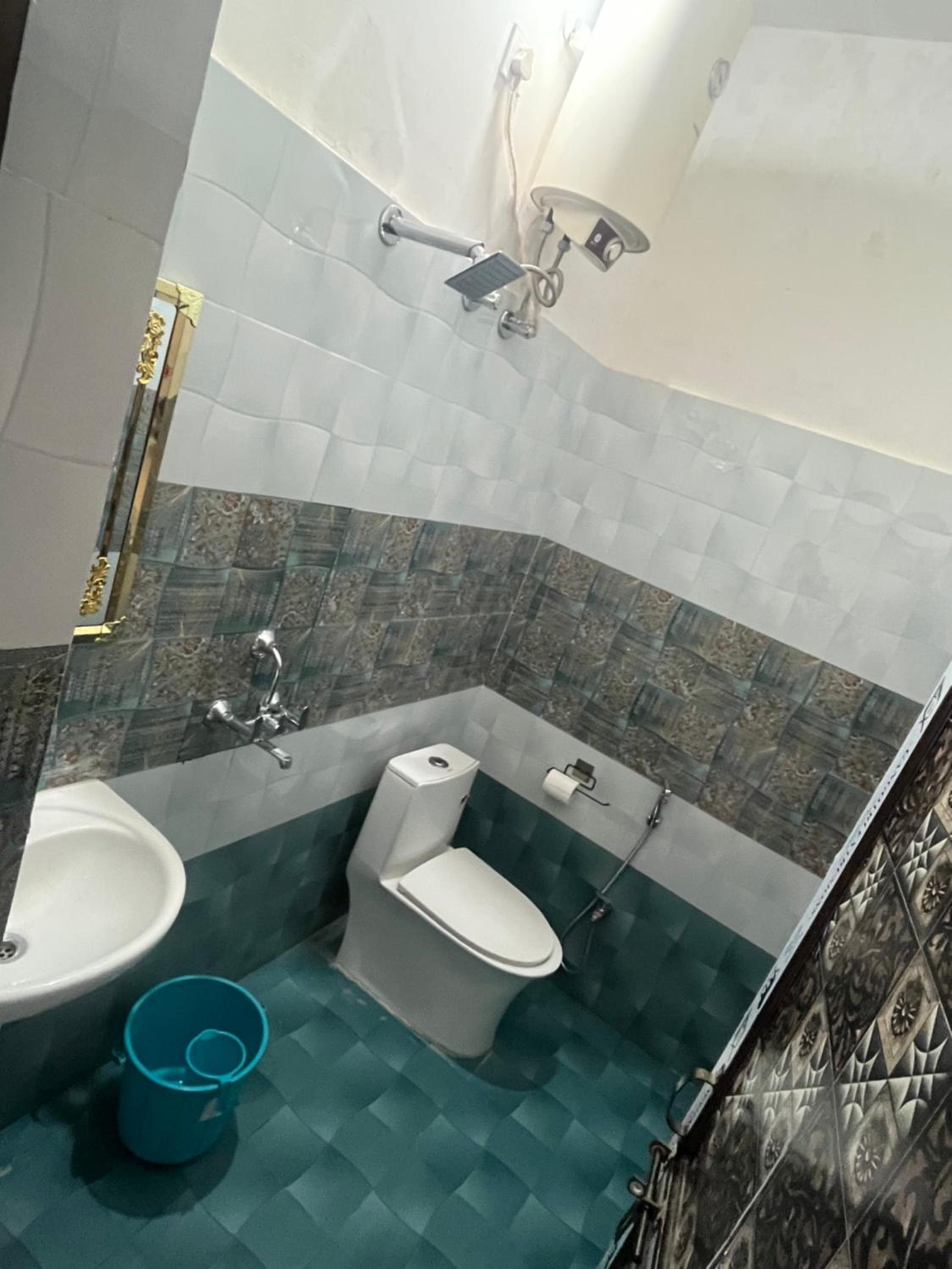 Double Room with Private External Bathroom photo 2