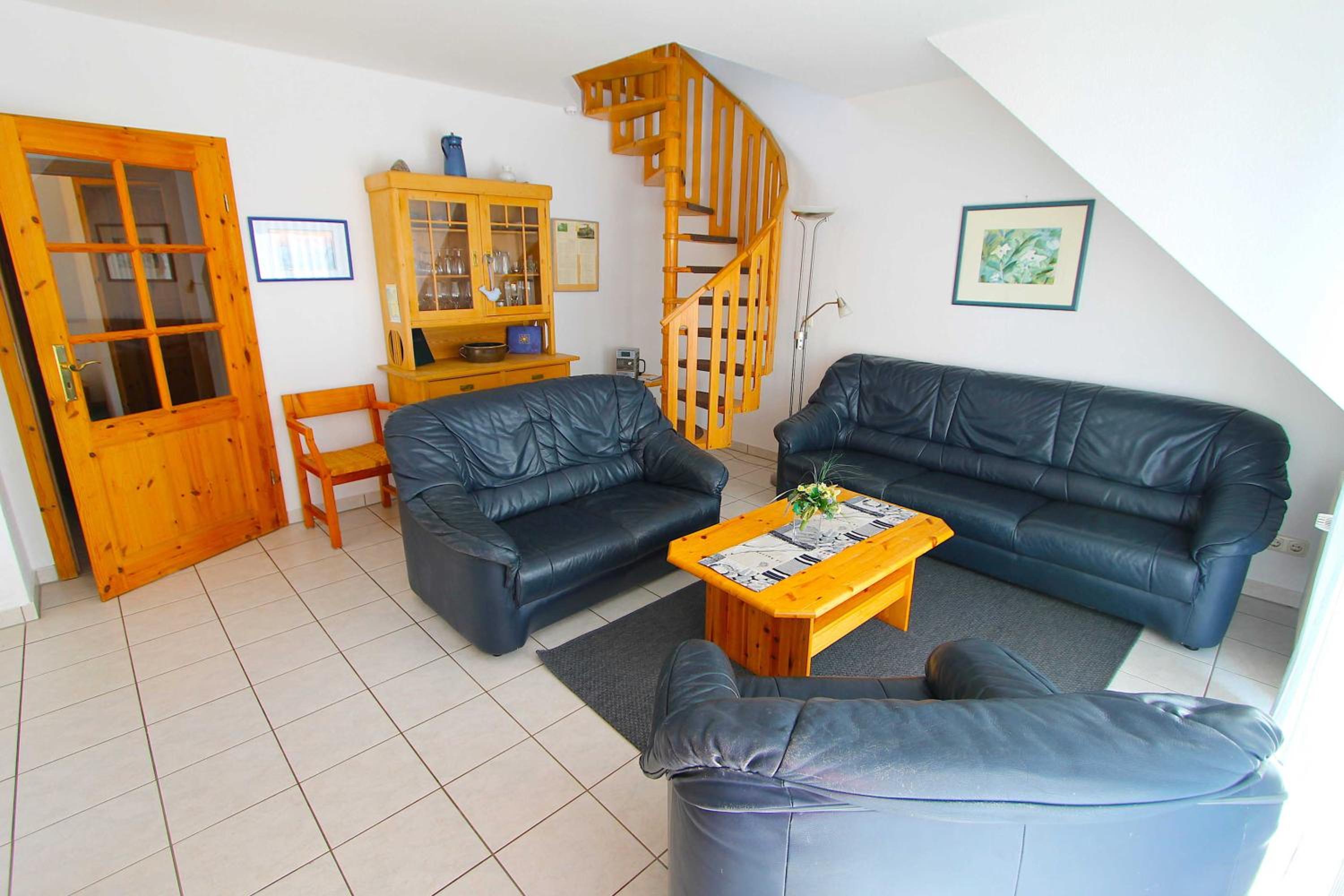 Three-Bedroom House photo 1