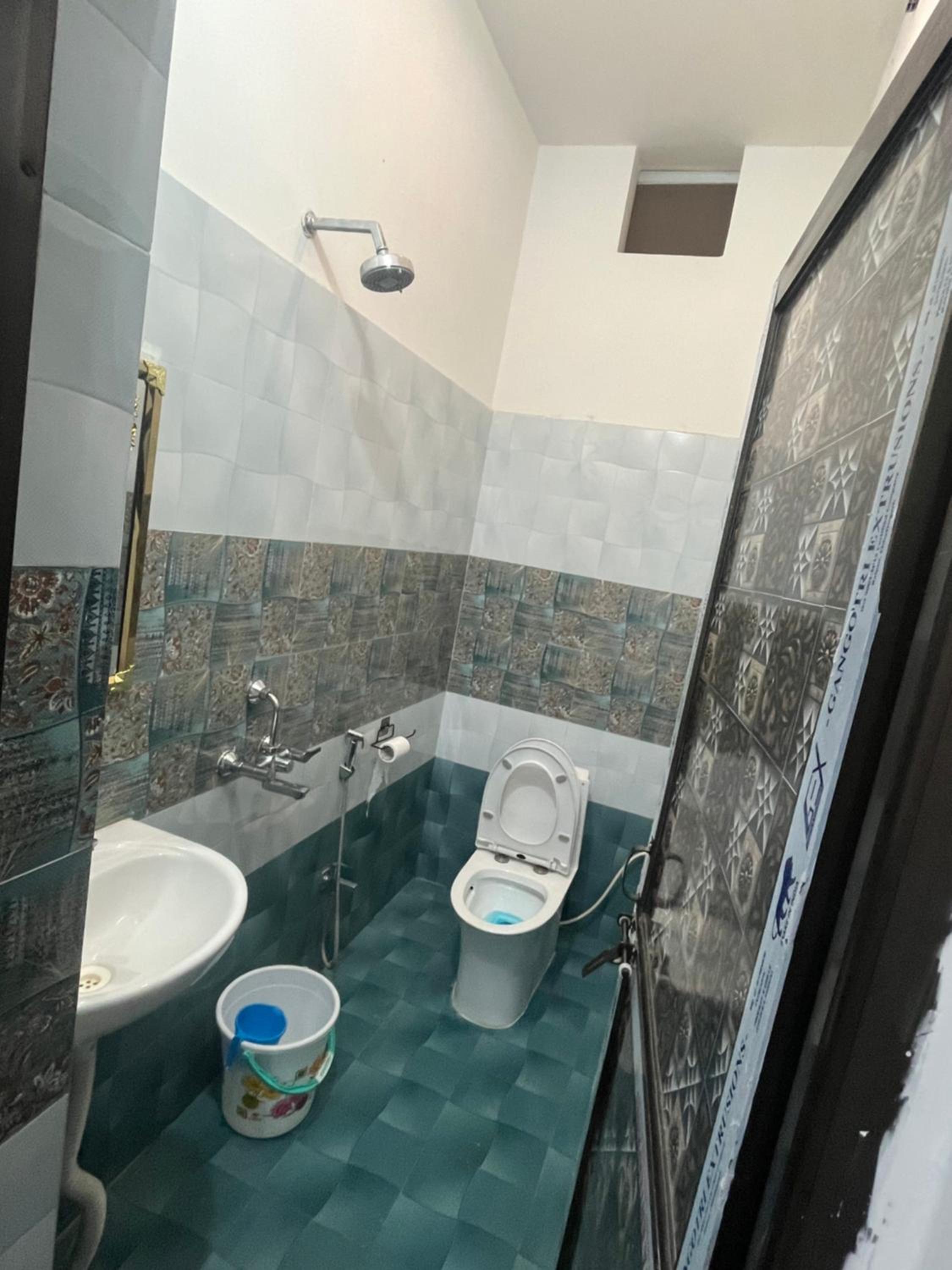 Twin Room with Private External Bathroom photo 2
