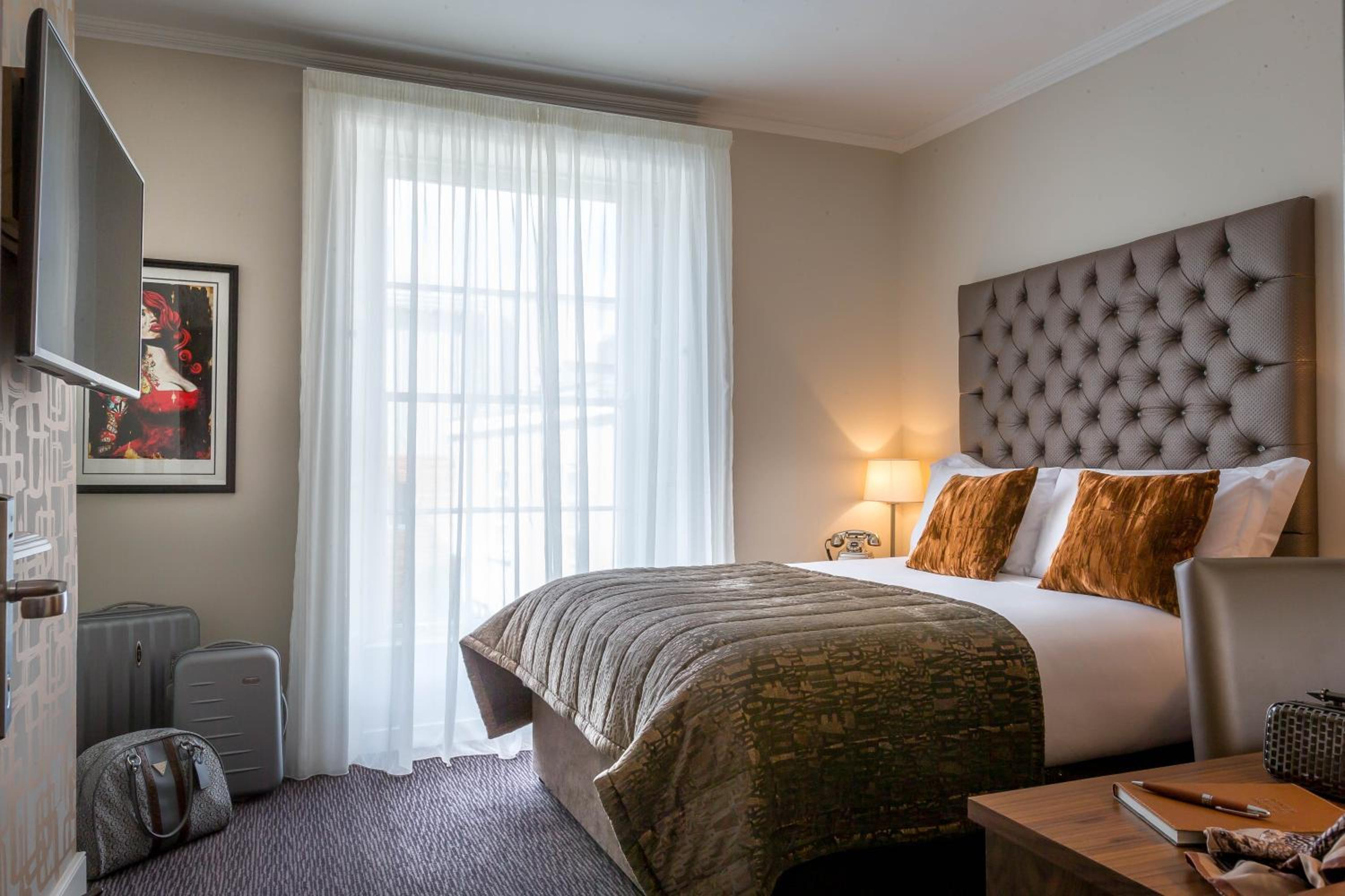 Elegance Double Room