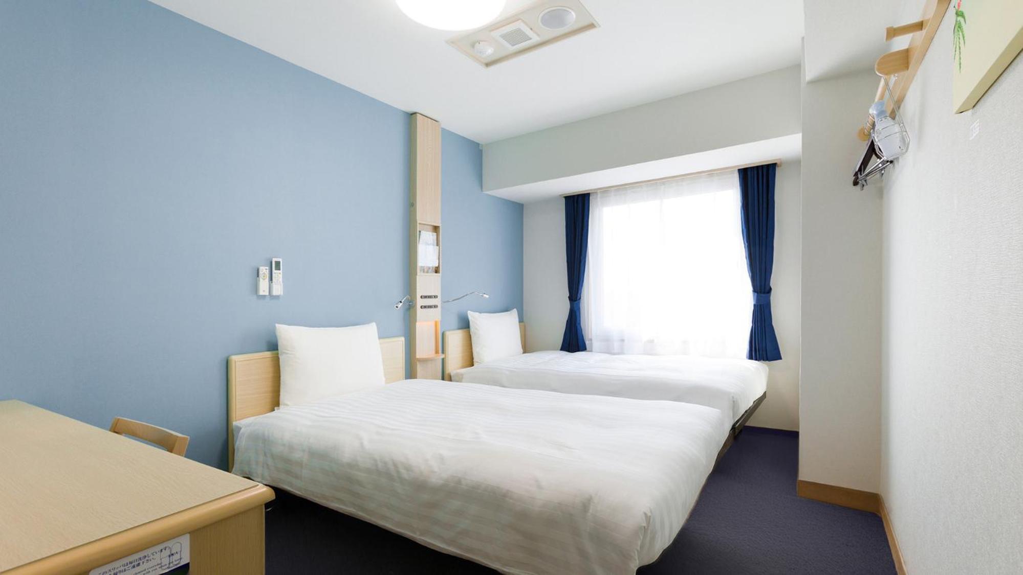 Twin Room - Non-Smoking