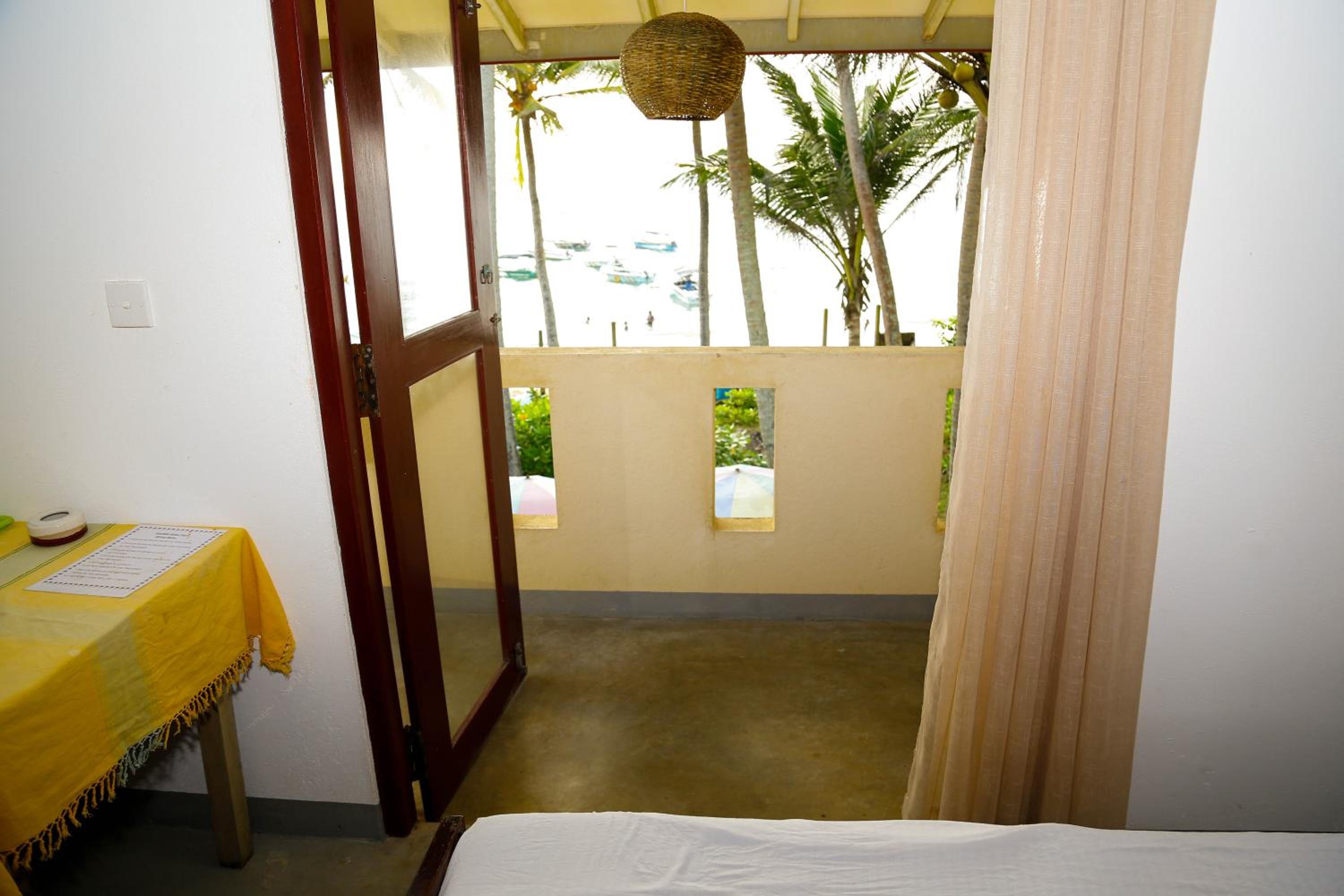 Double Room with Balcony and Sea View