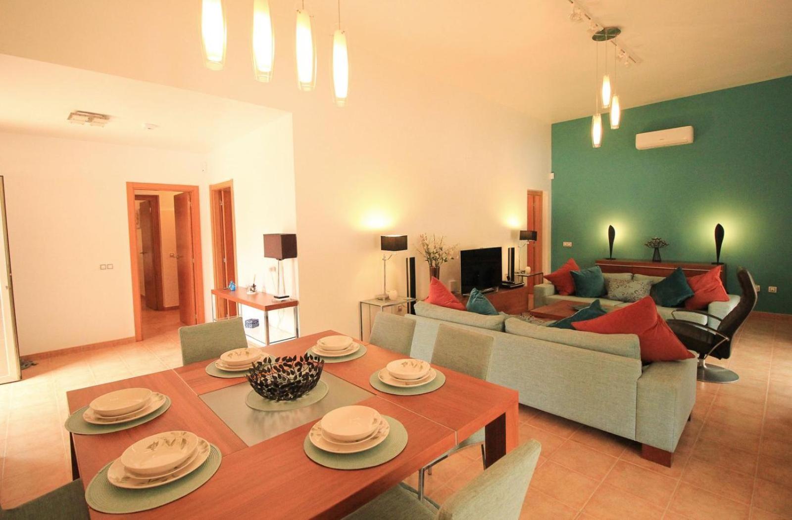 Villa de Tres Habitaciones