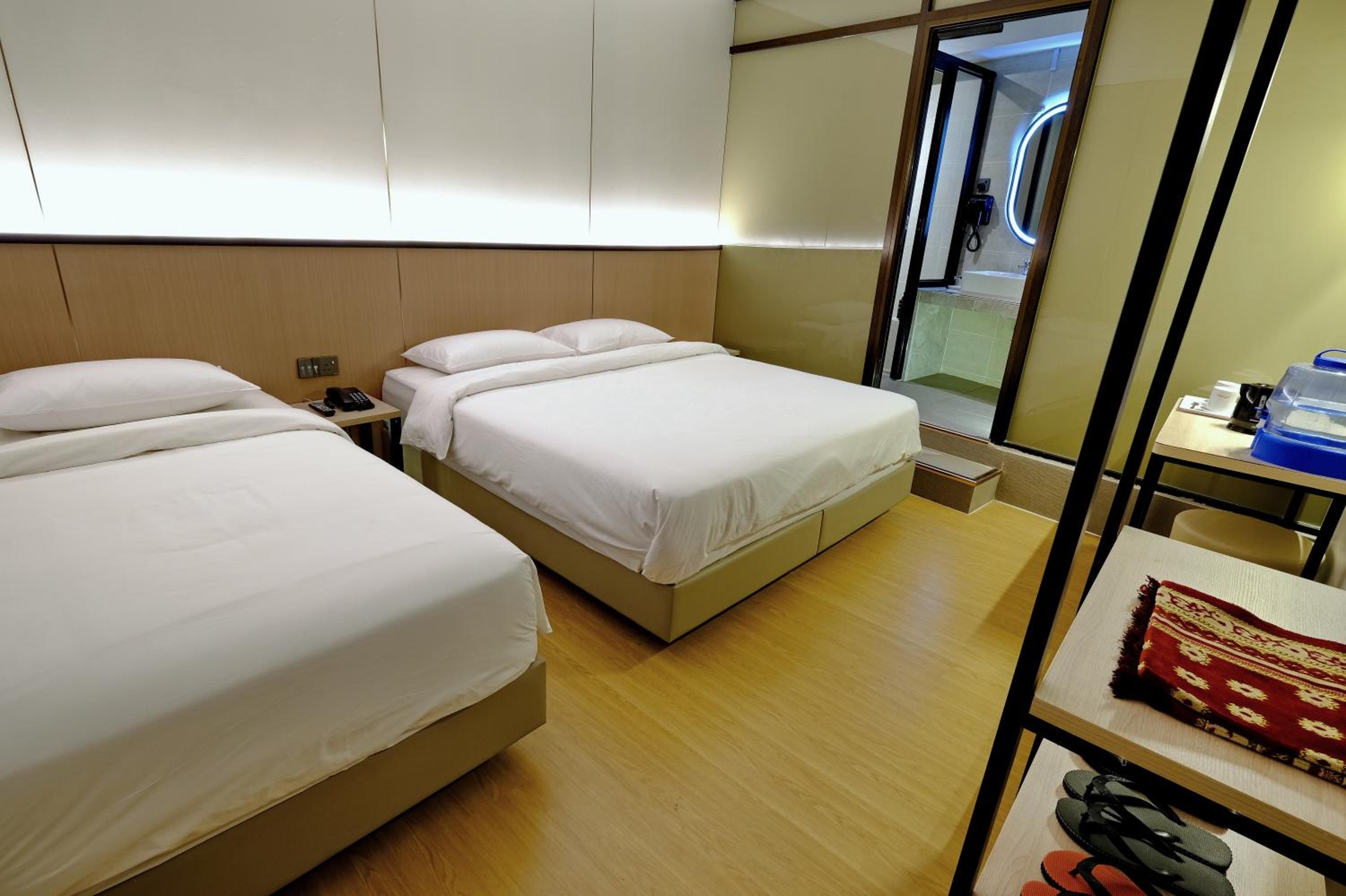 Premium Triple Room