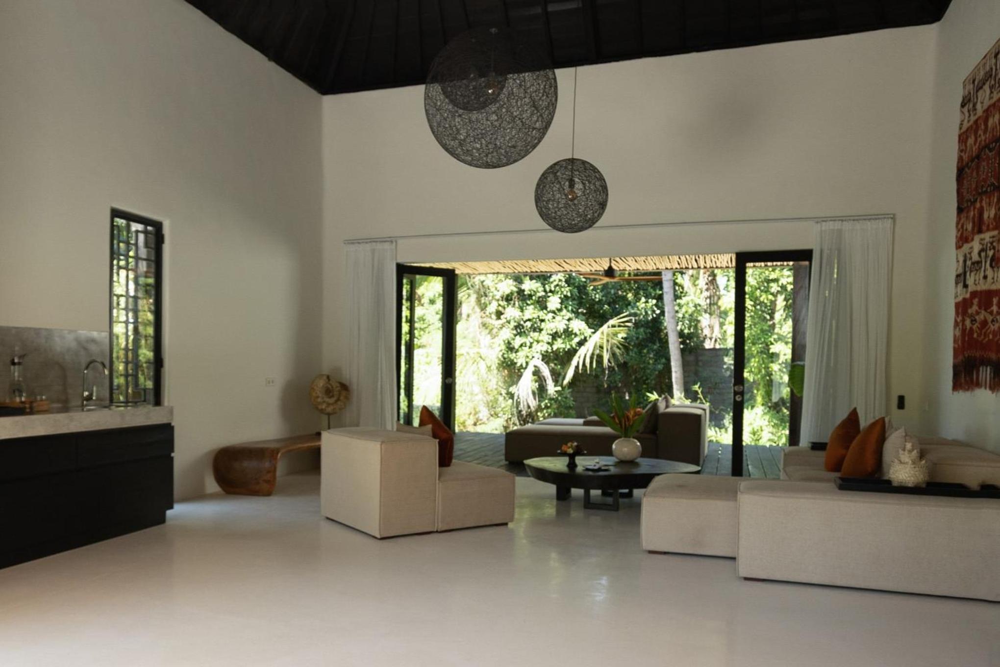 Superior Villa photo 1
