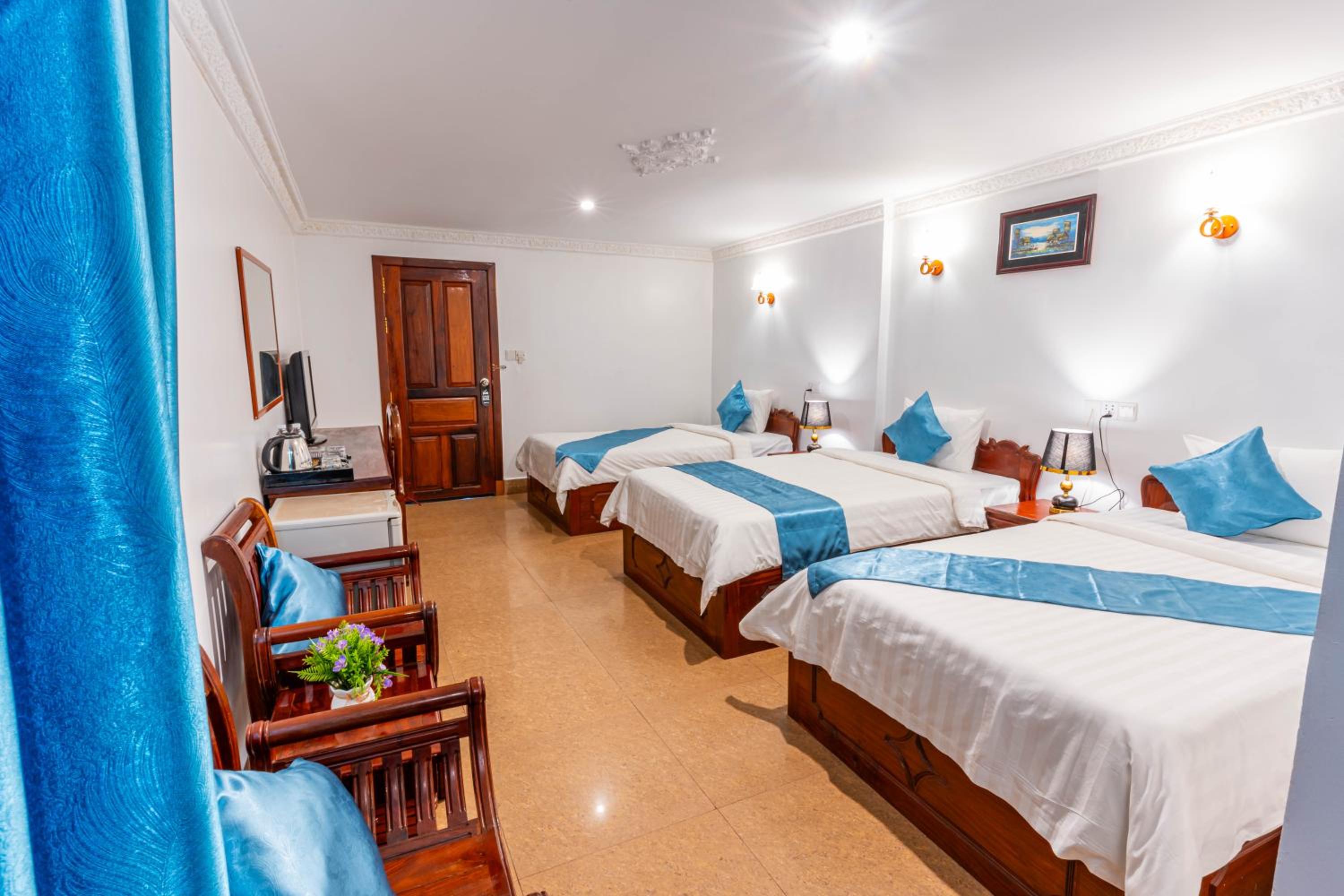 Deluxe Triple Room