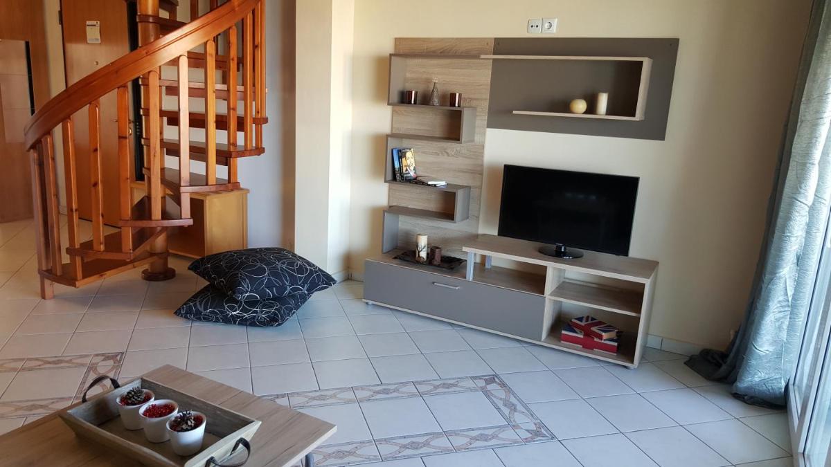 Two-Bedroom Apartment with Sea View