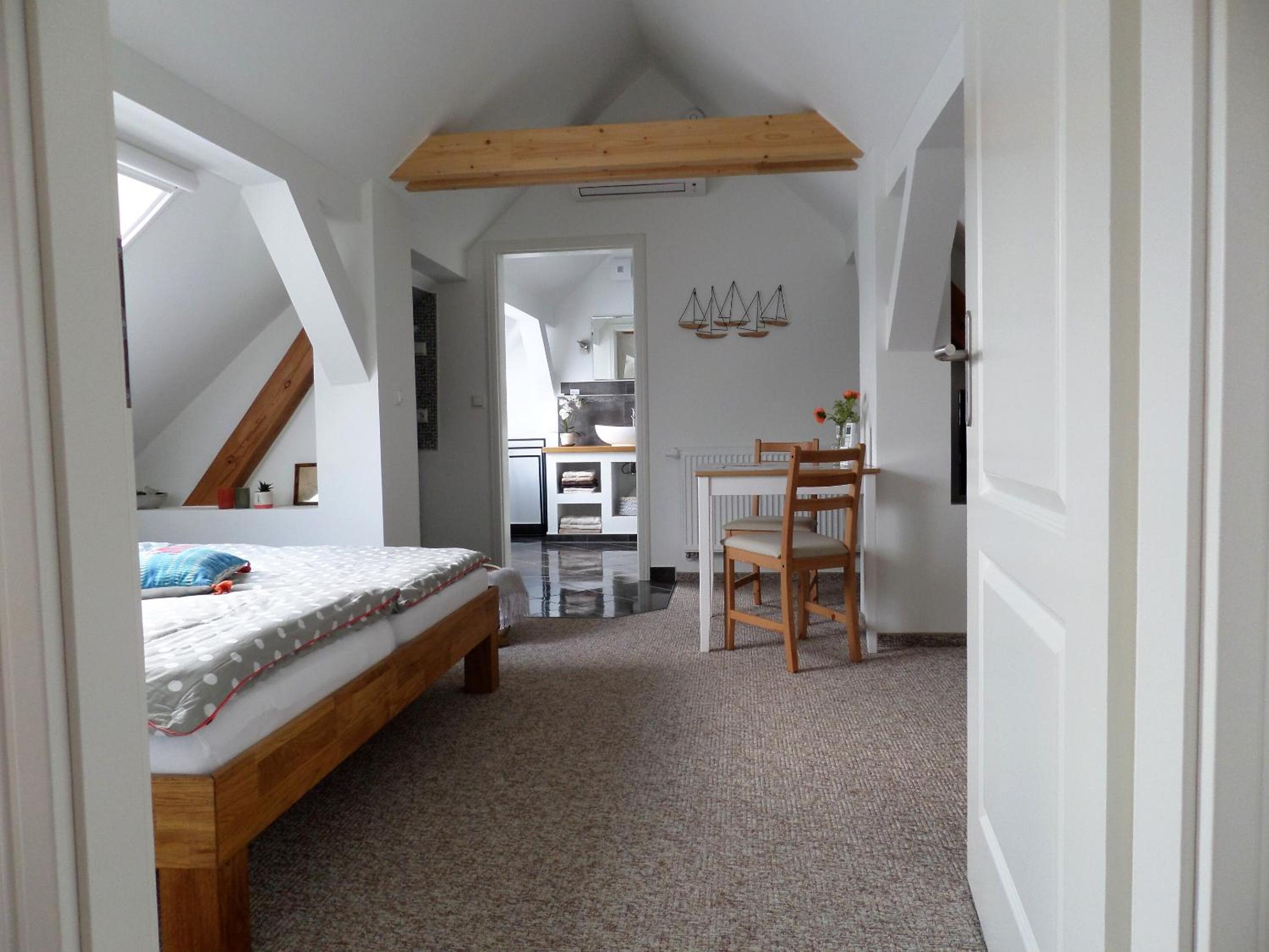 One-Bedroom Apartment with Garden View photo 1