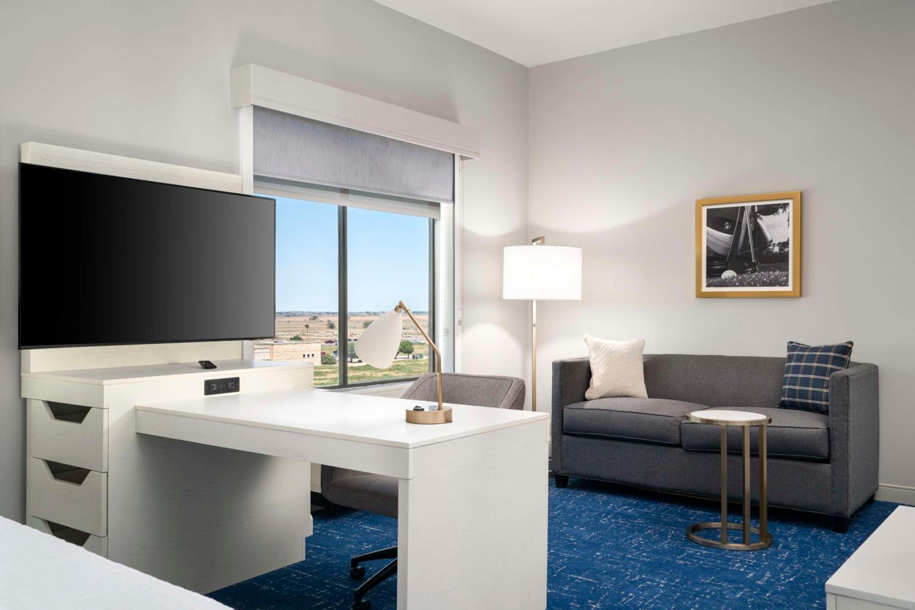 King Studio Suite - Photo 5