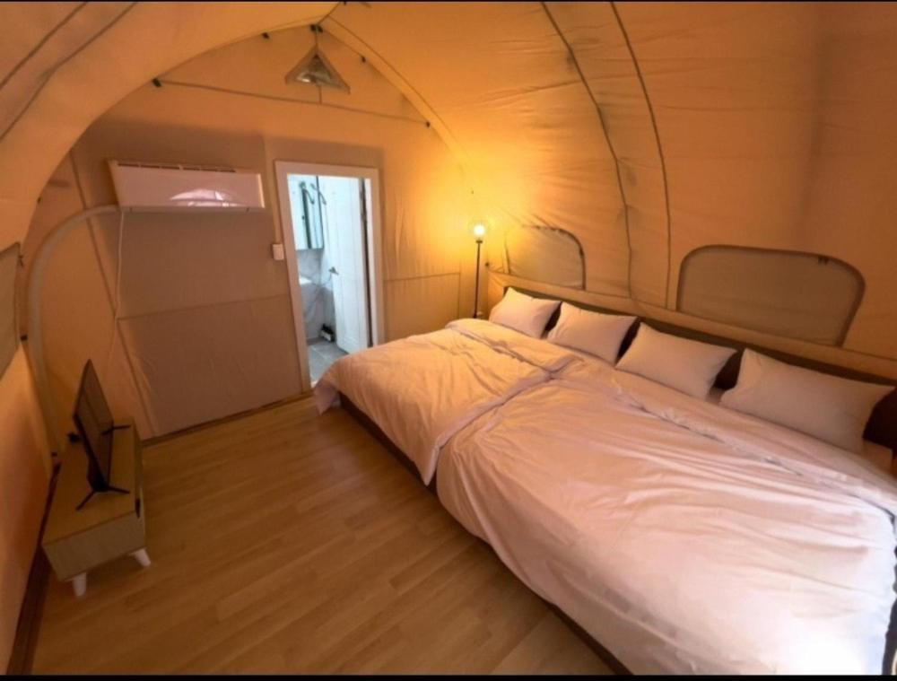 Tent photo 1