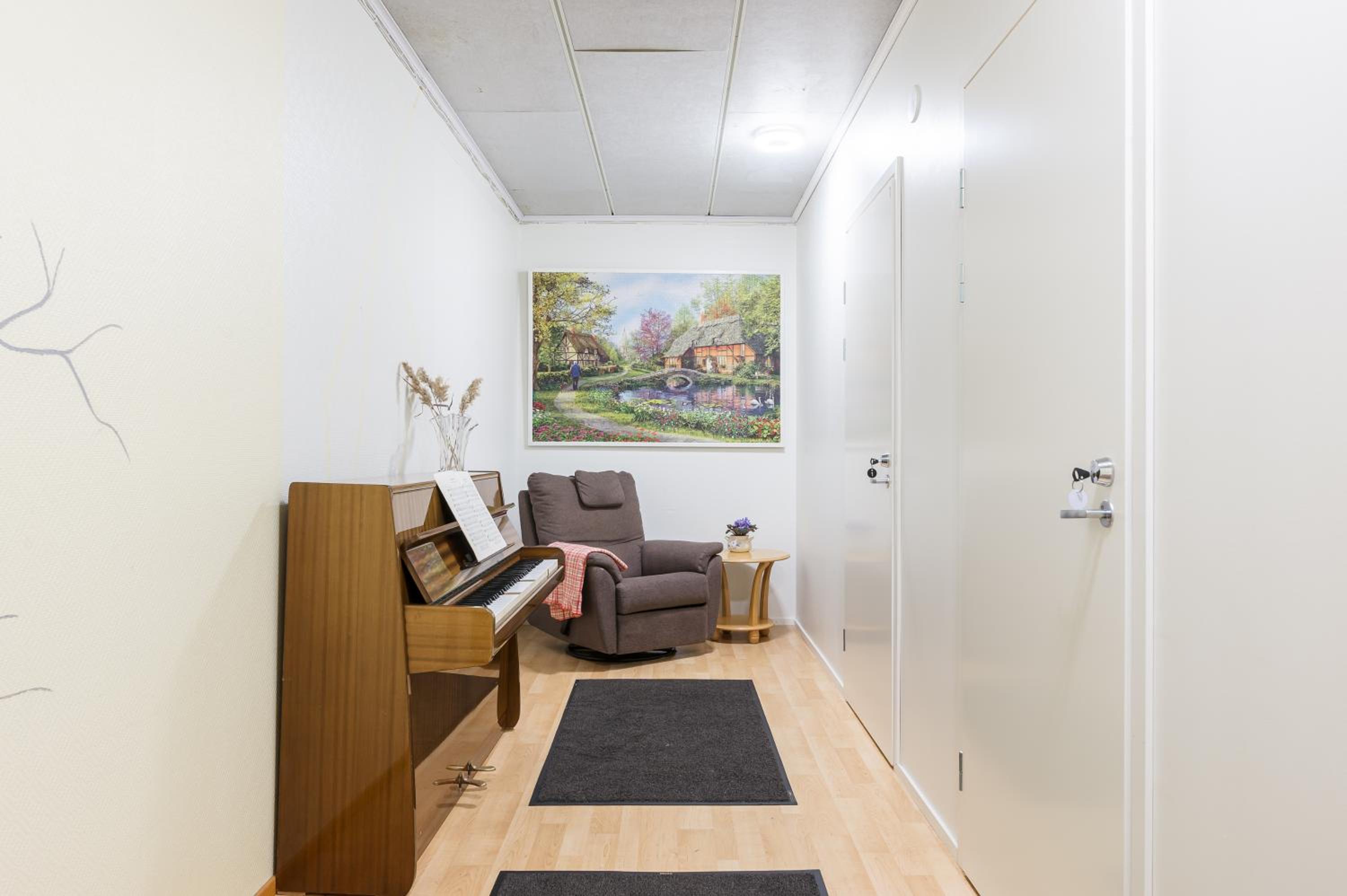 Single Room photo 3
