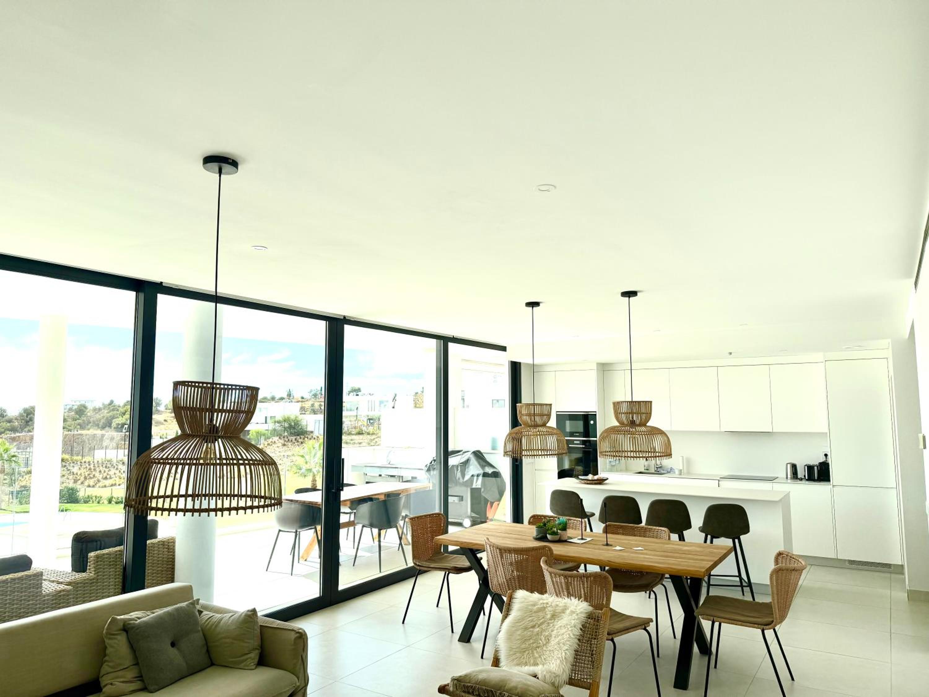 Apartment with Balcony photo 3