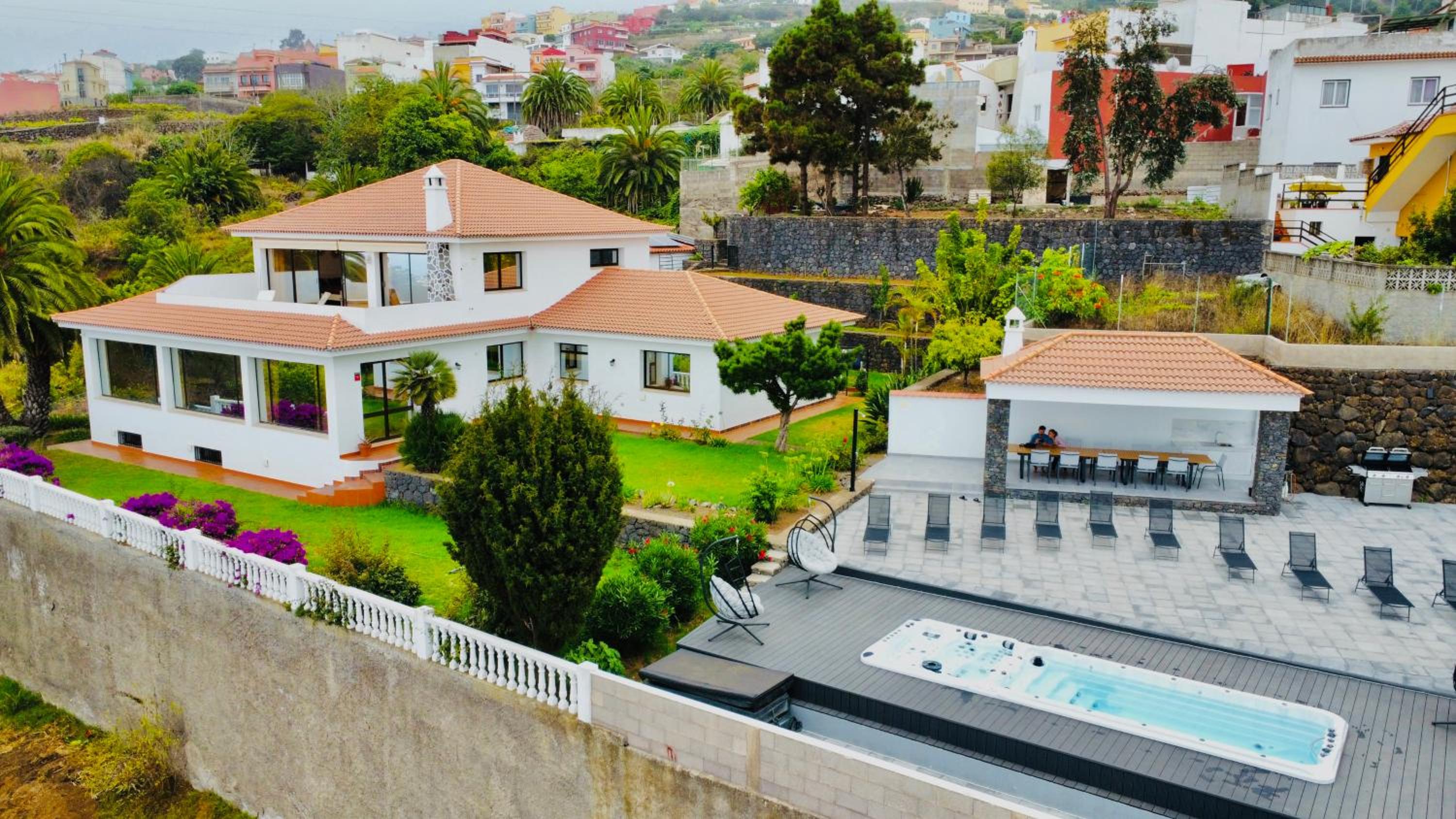 Villa with Sea View photo 3