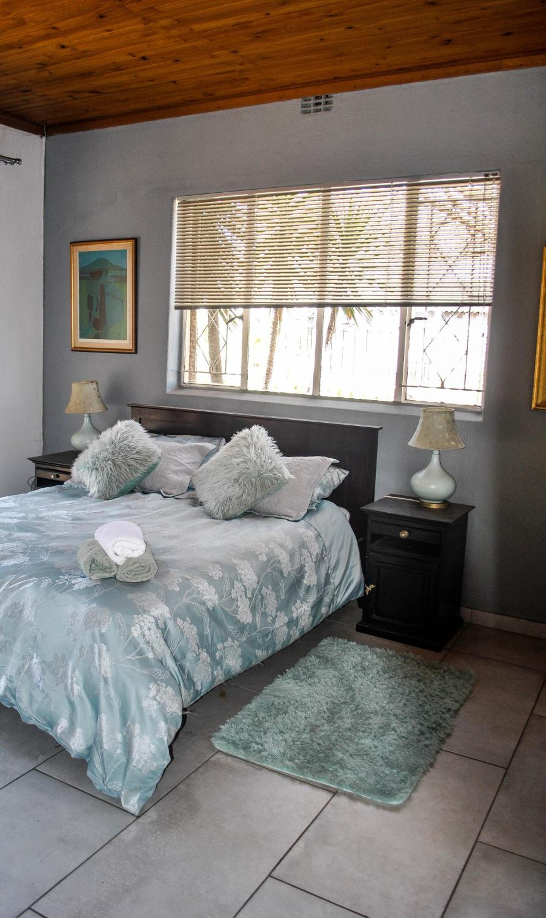 Double Room With Private Bathroom photo 1