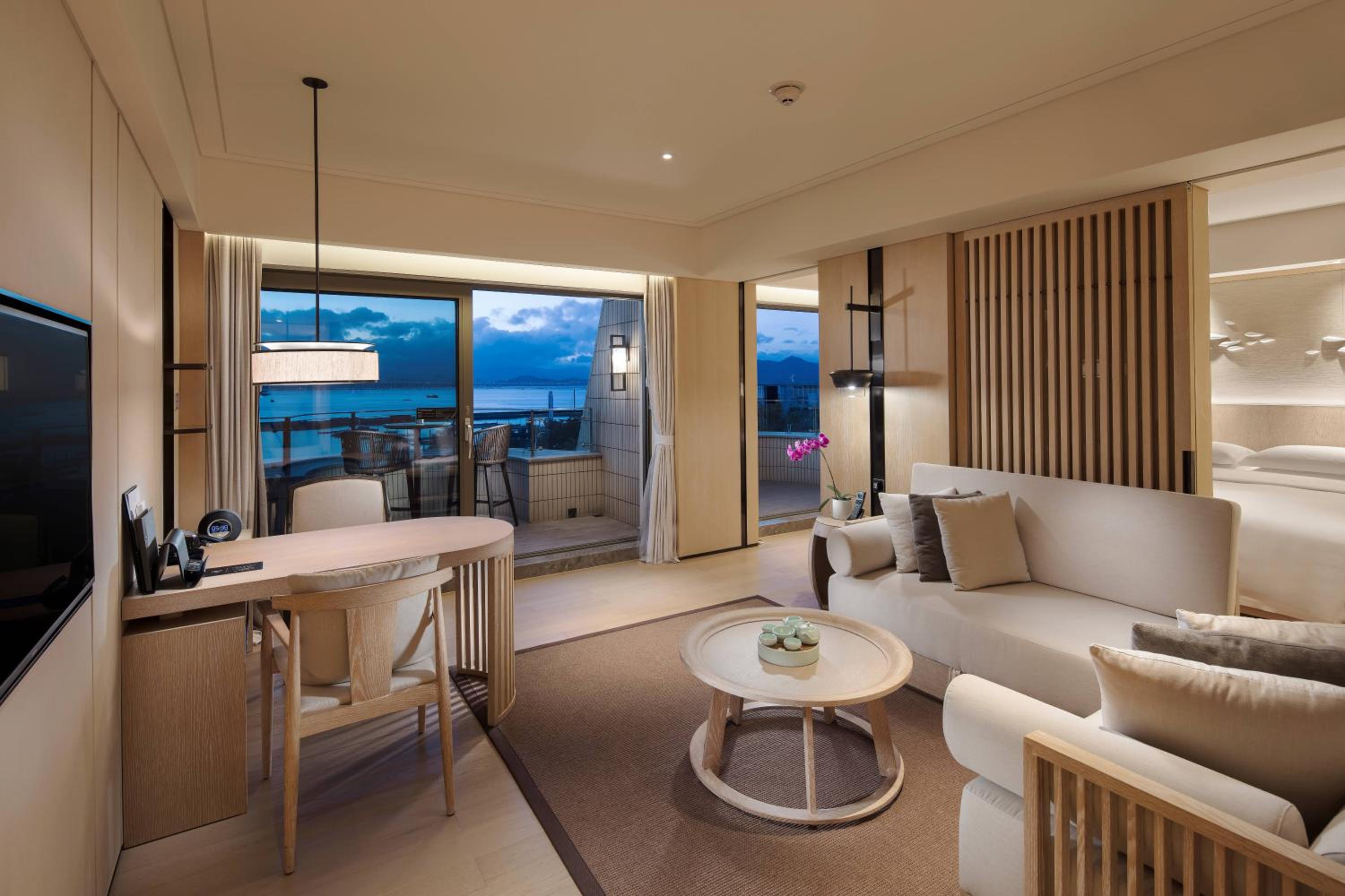 Nanhai Suite-Nanhai Wing