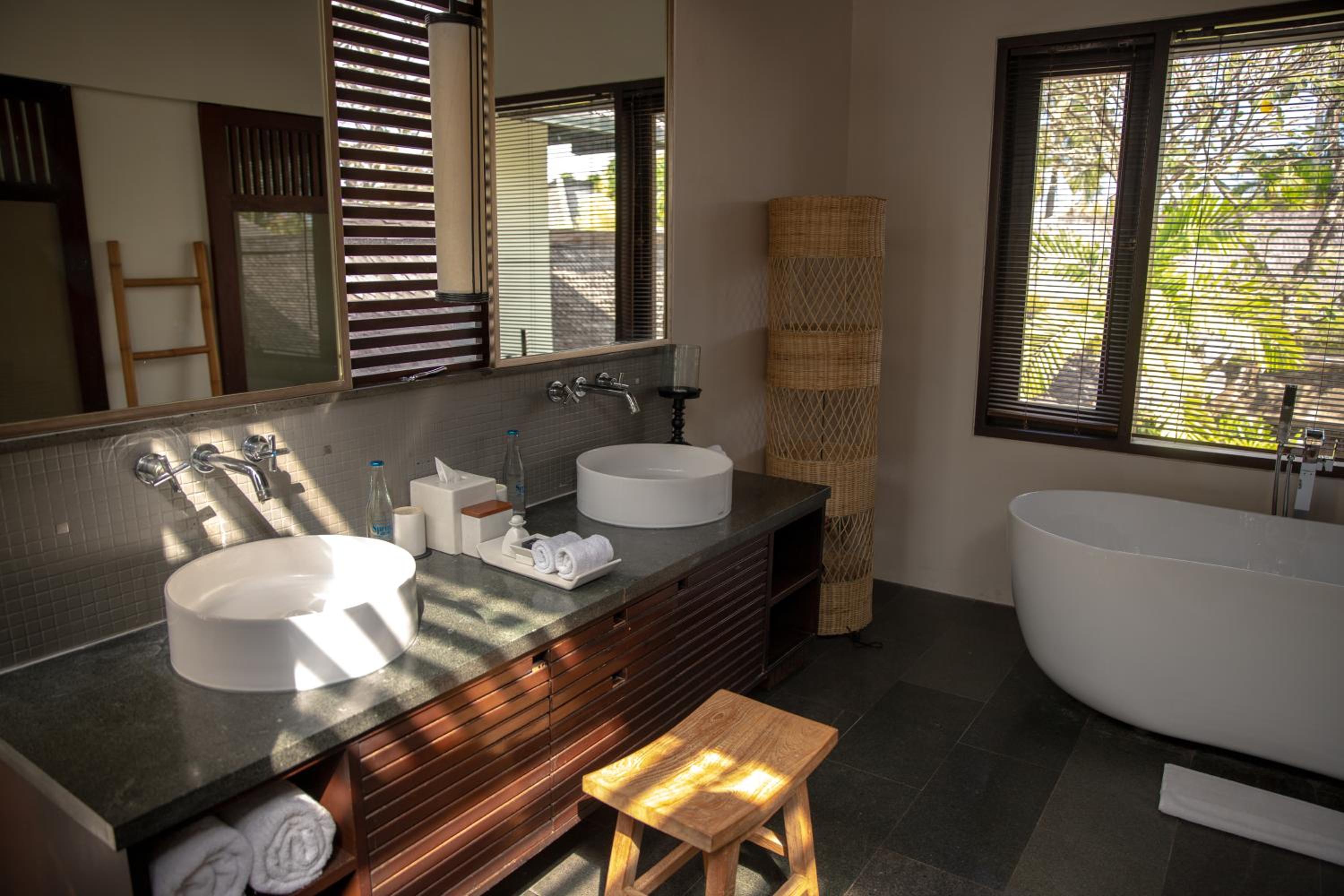 Honeymoon Villa with Daily Spa