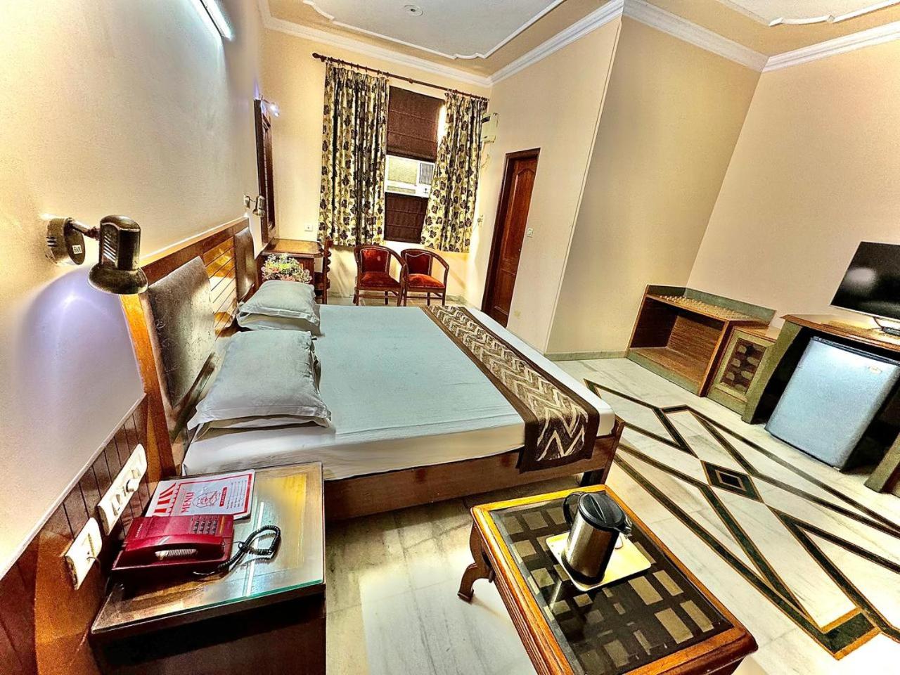 King Room with Garden View