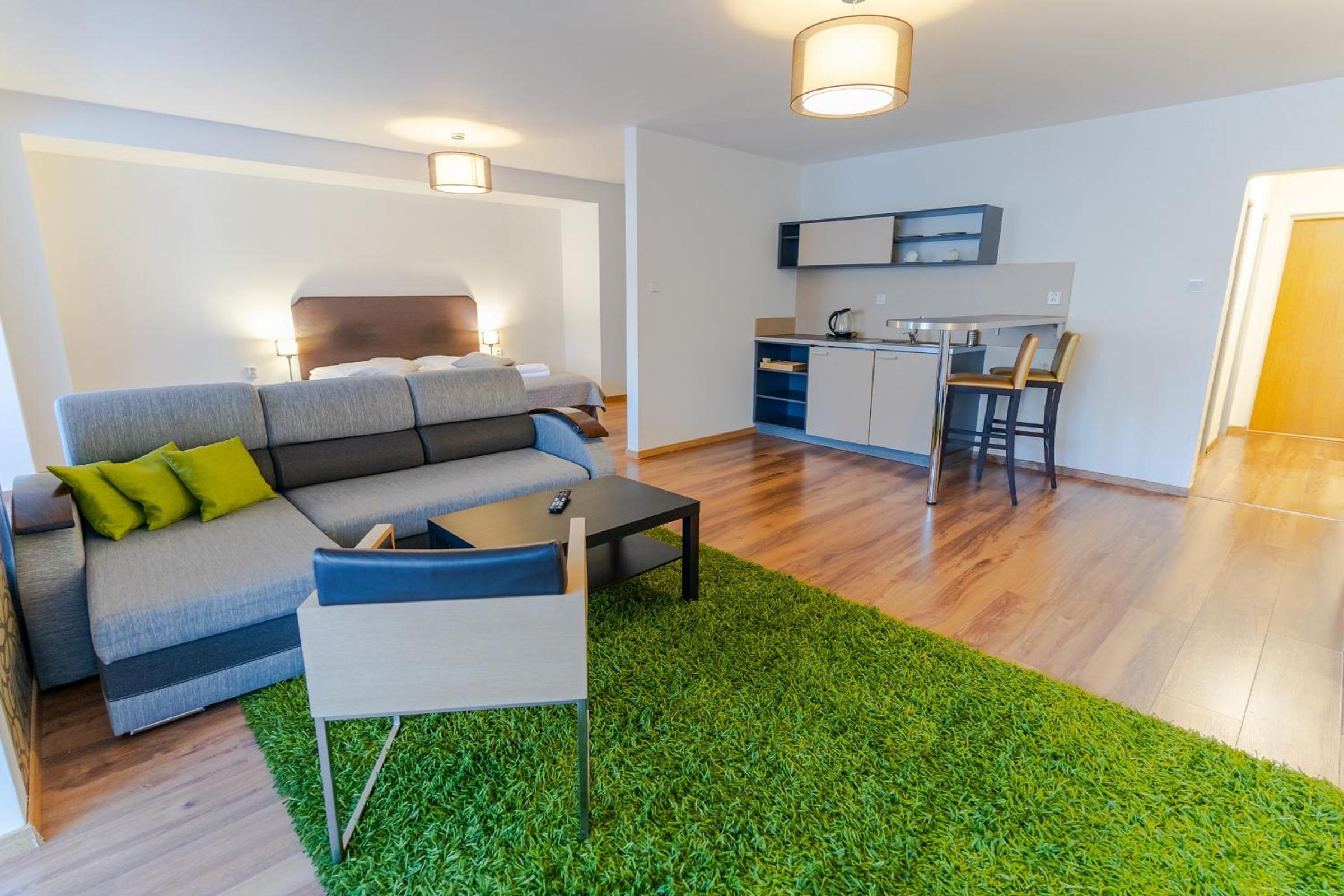 Family Room photo 1