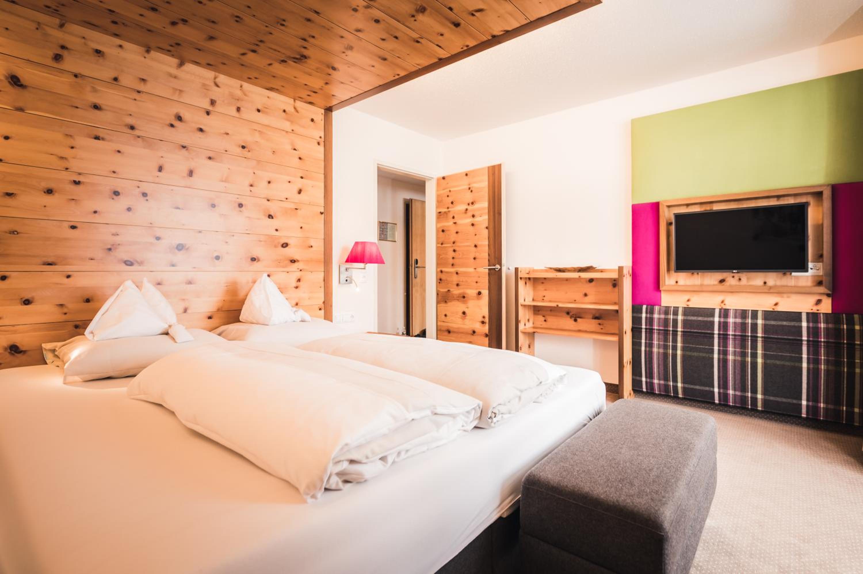 Pet-friendly Suite photo 3