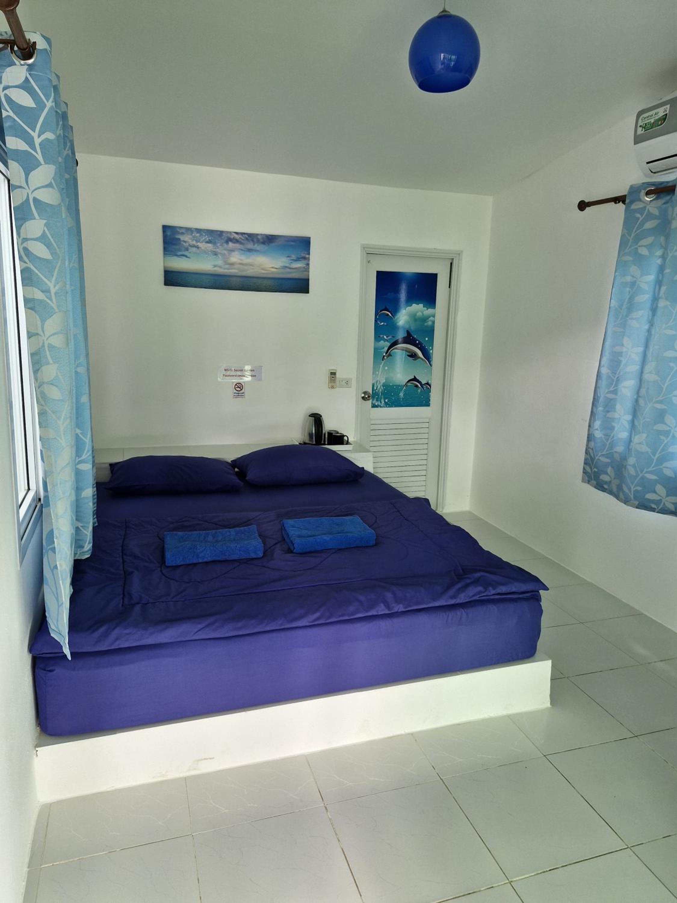 Room with Sea View - Photo 3