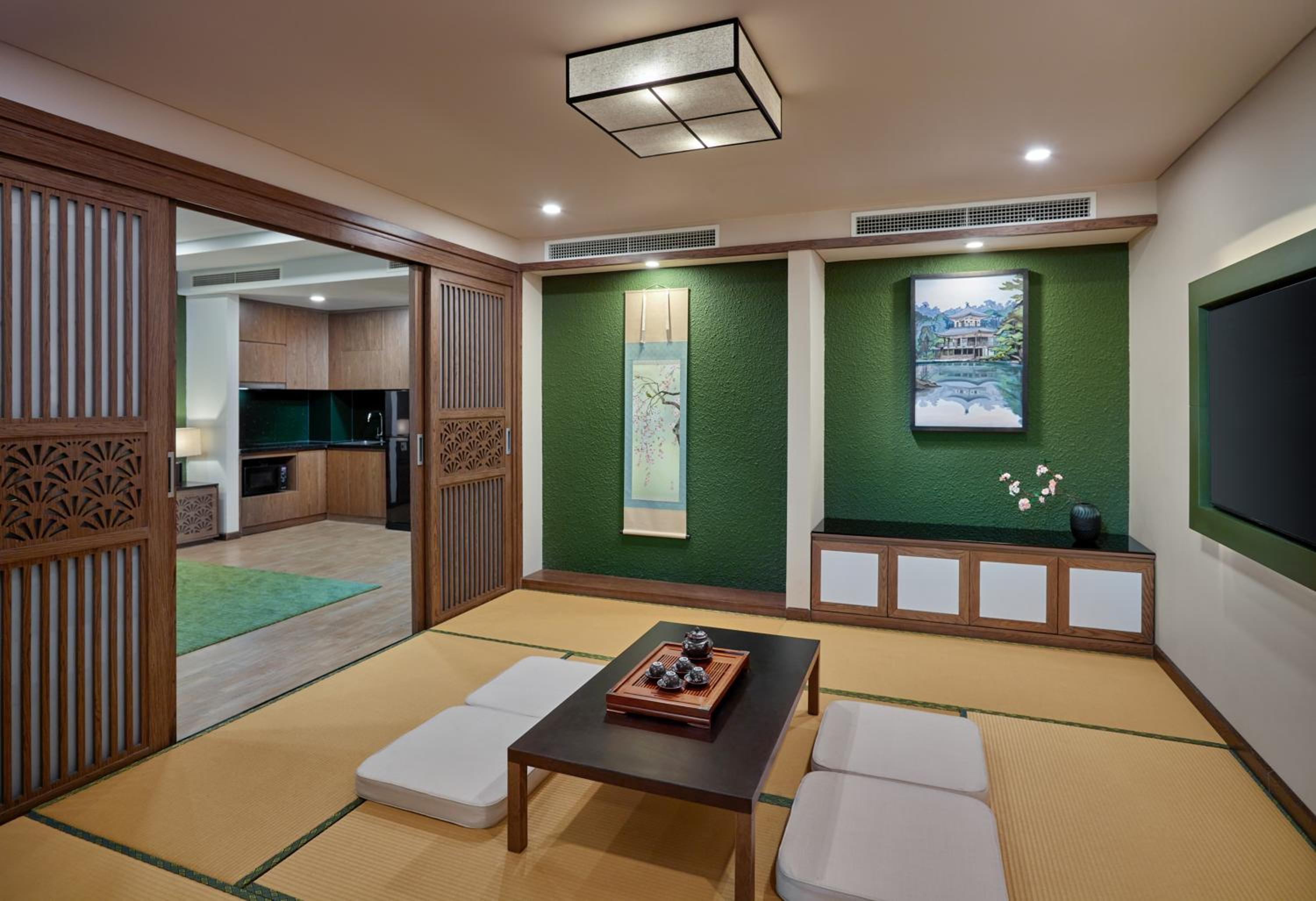 Three Bedroom Villa with Private Onsen - Photo 6
