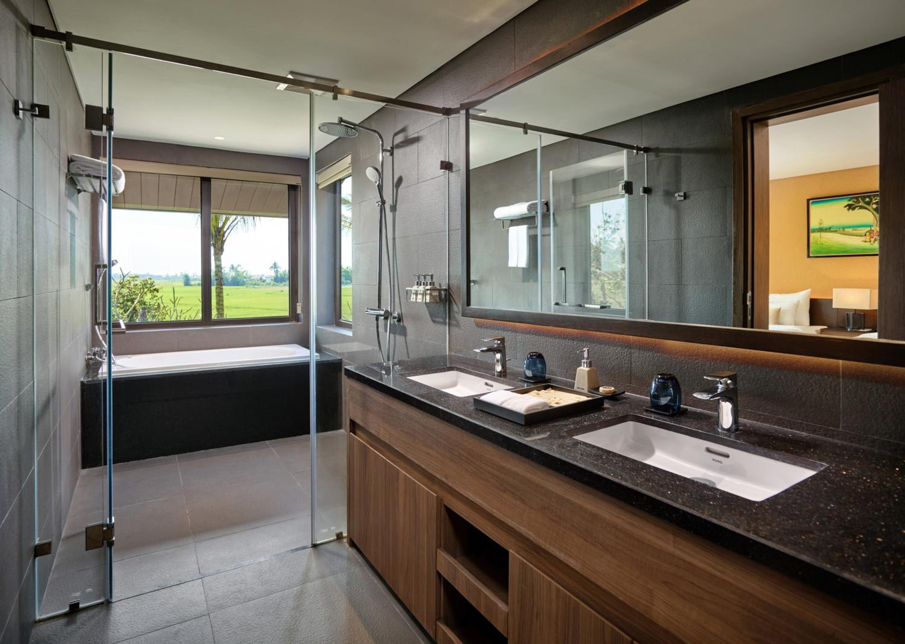 Grand Three Bedroom Villa with Private Onsen - Photo 3