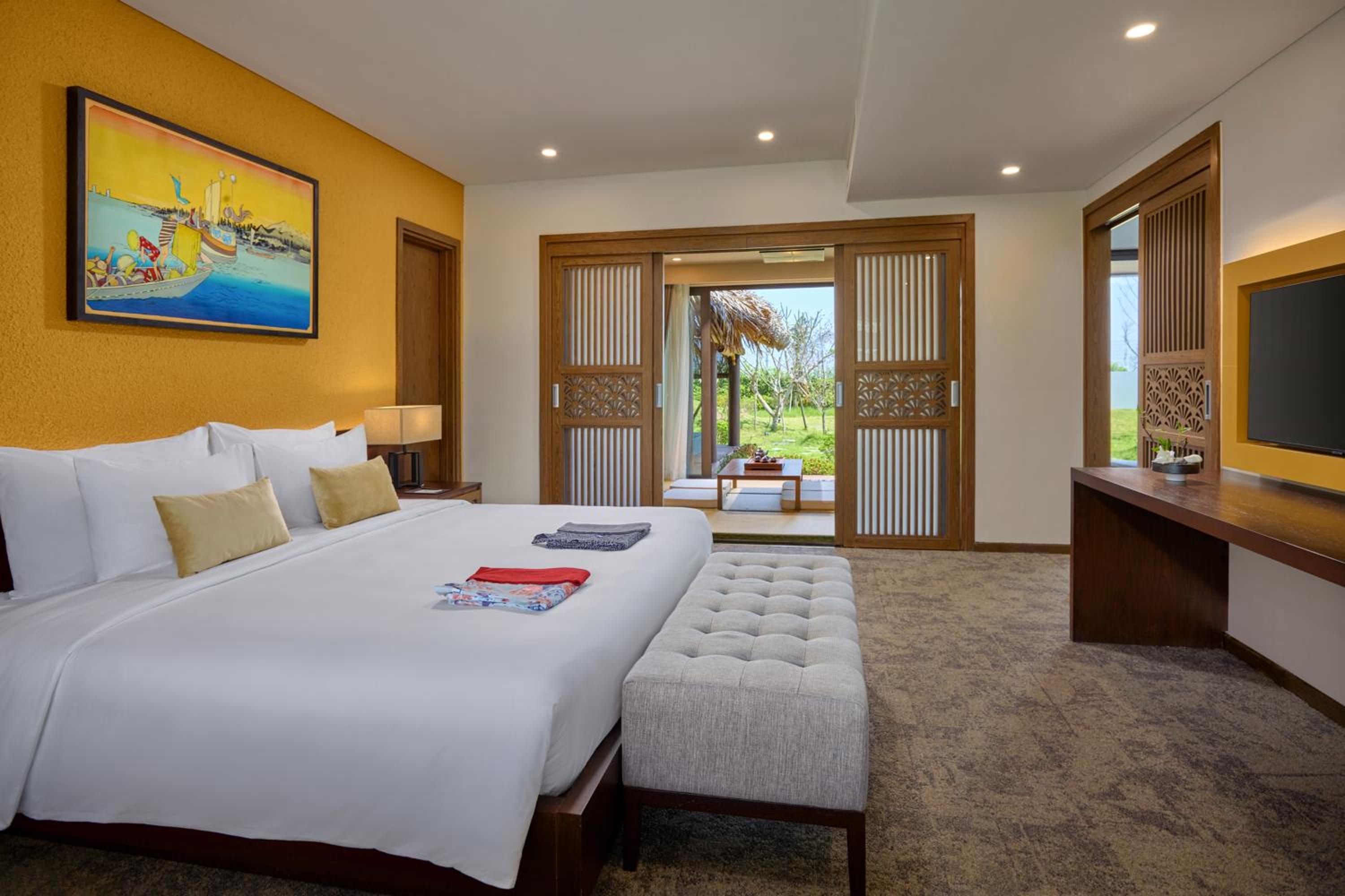 Grand Two Bedroom Villa with Private Onsen - Photo 3