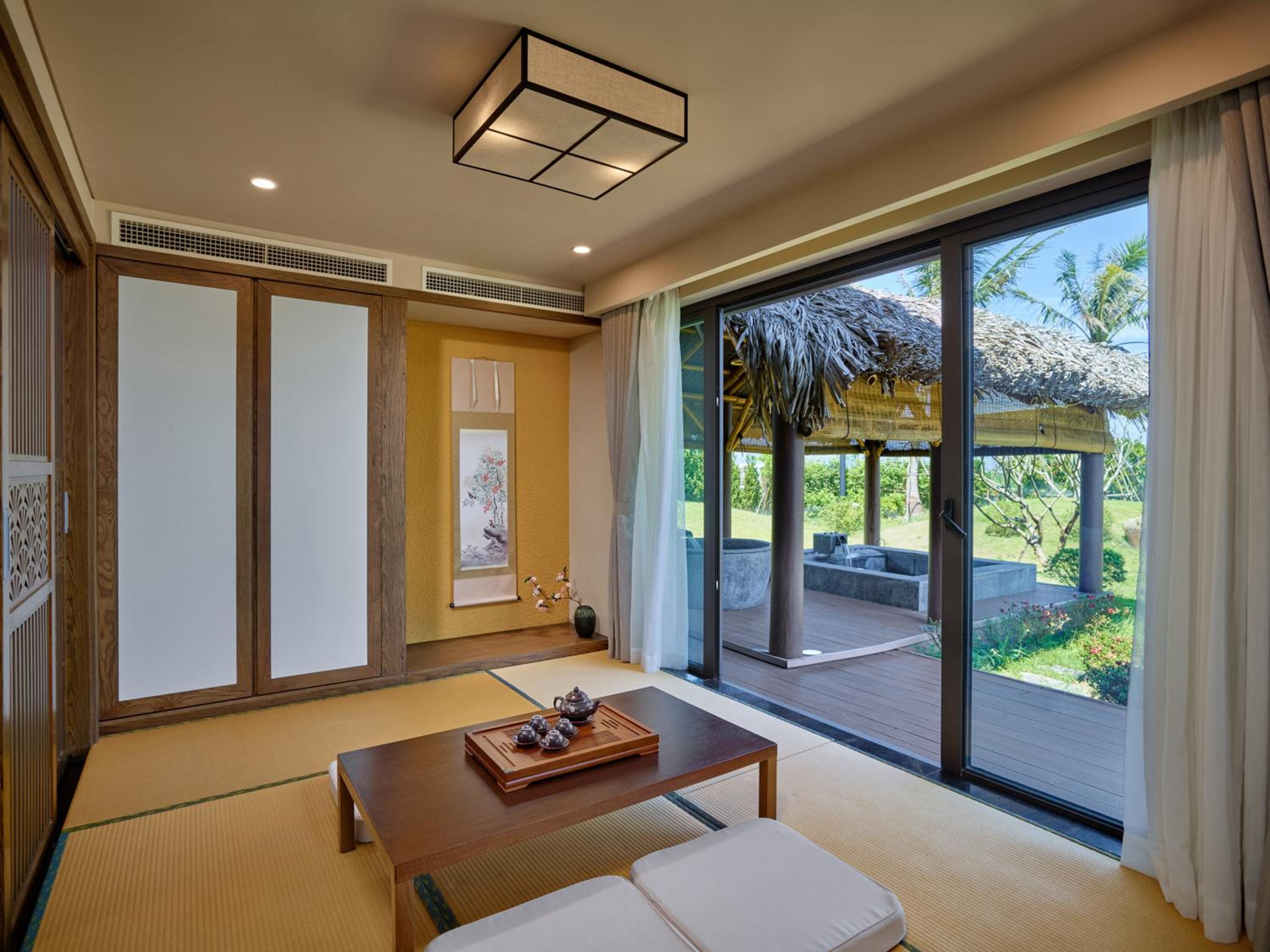 Grand Two Bedroom Villa with Private Onsen - Photo 1