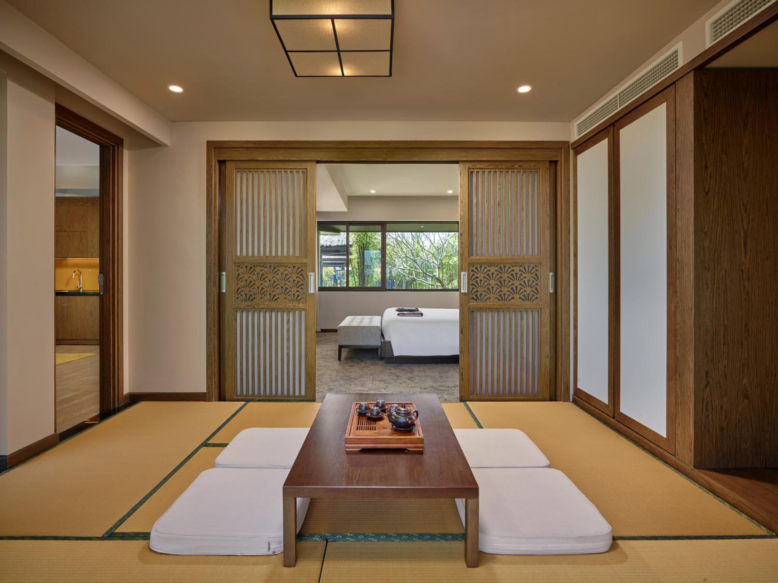 Grand Two Bedroom Villa with Private Onsen - Photo 6