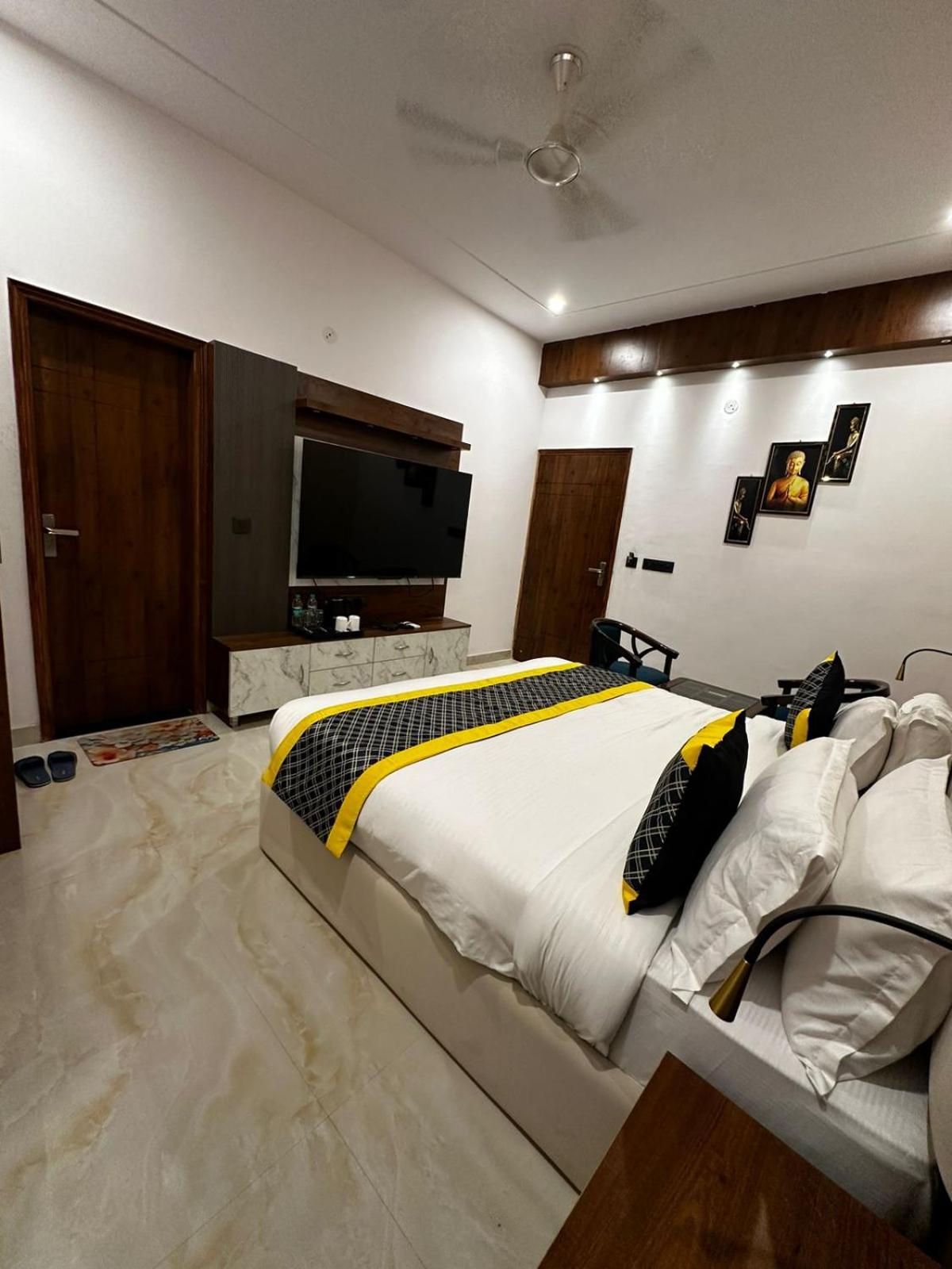 Deluxe Double Room - Photo 2