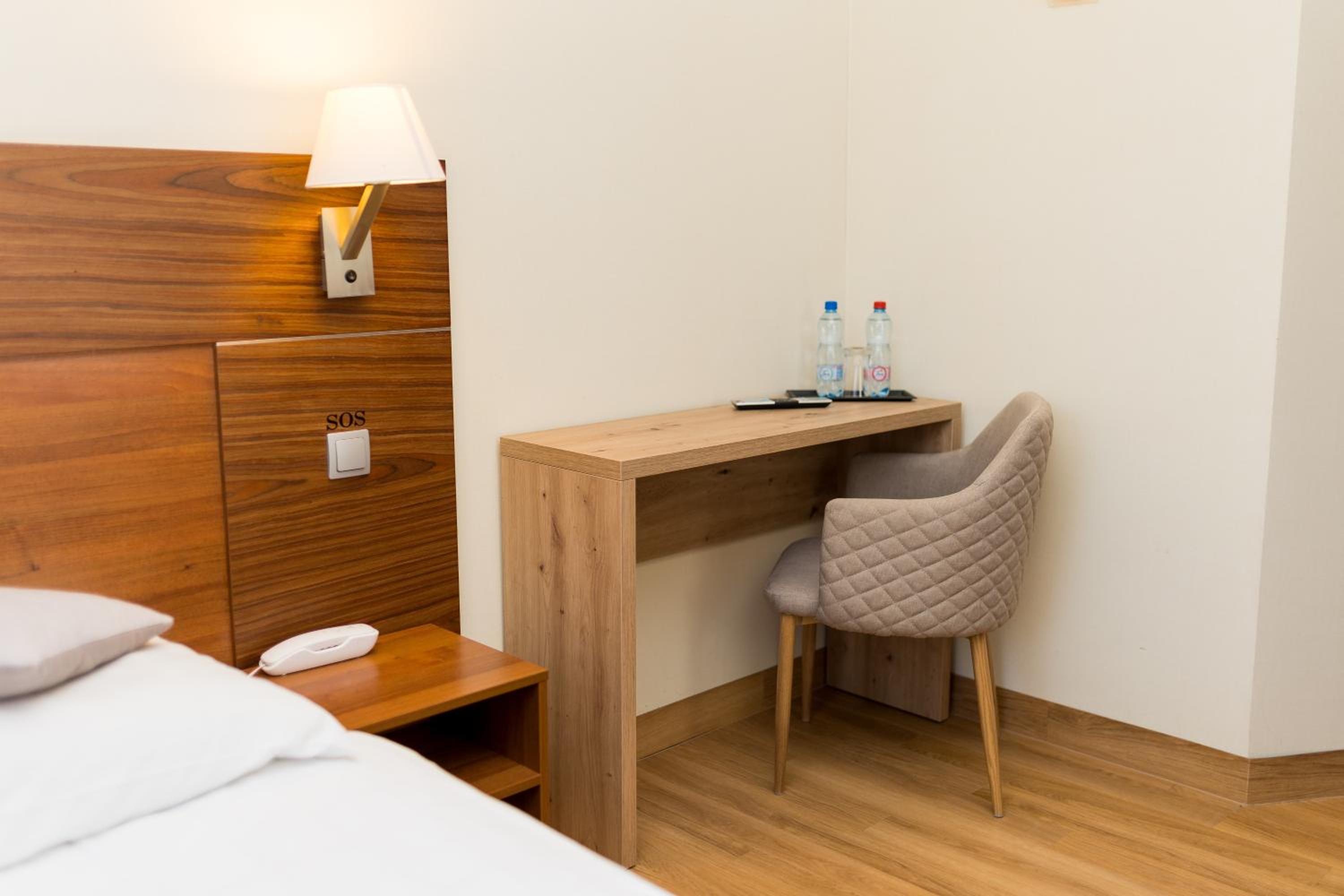 Single Room photo 3