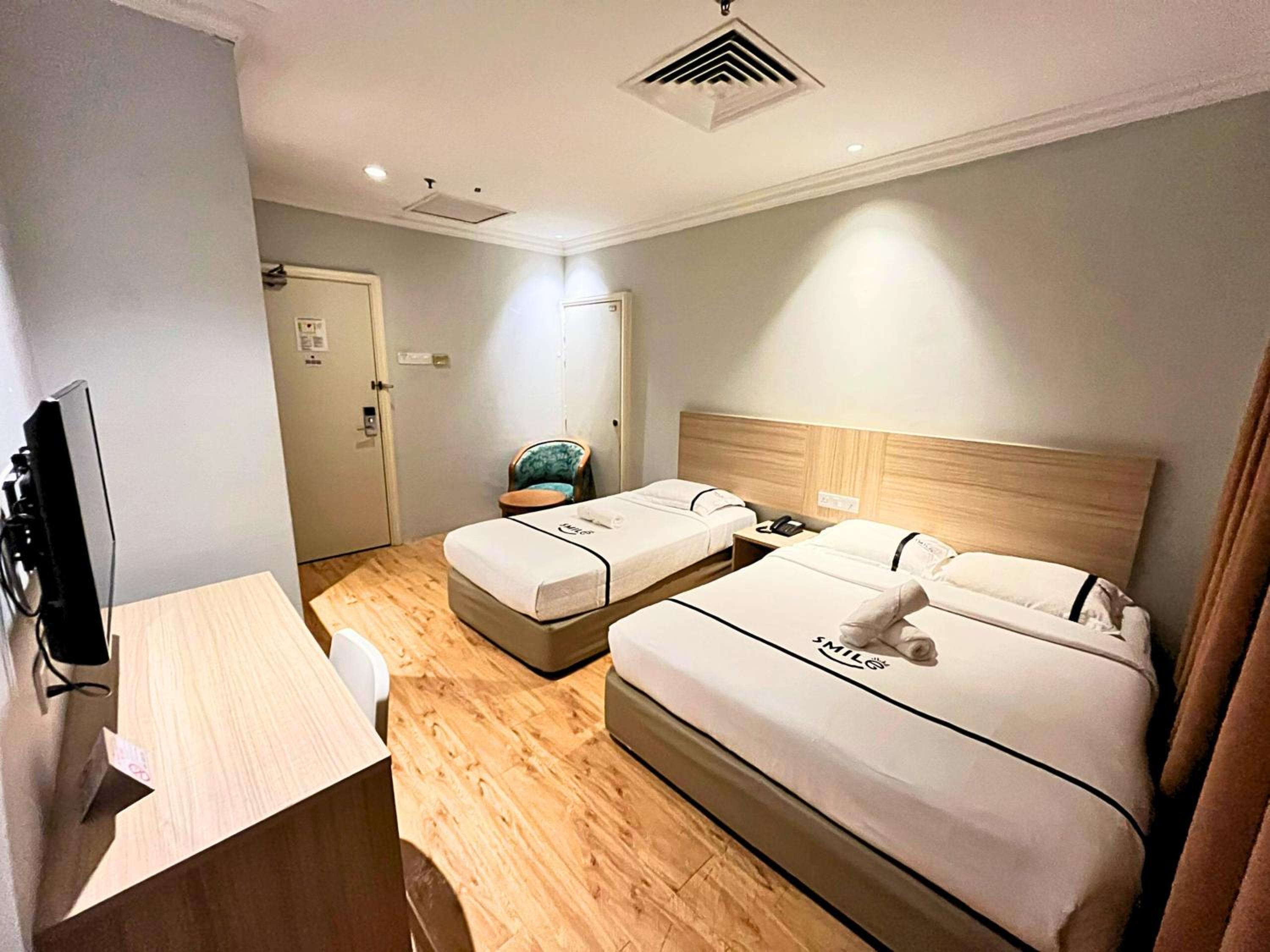 Triple Room