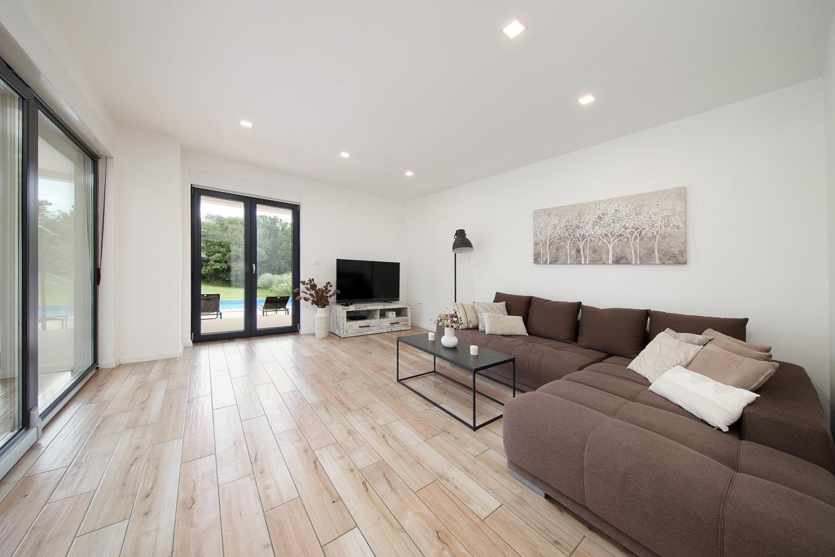 Three-Bedroom House photo 1