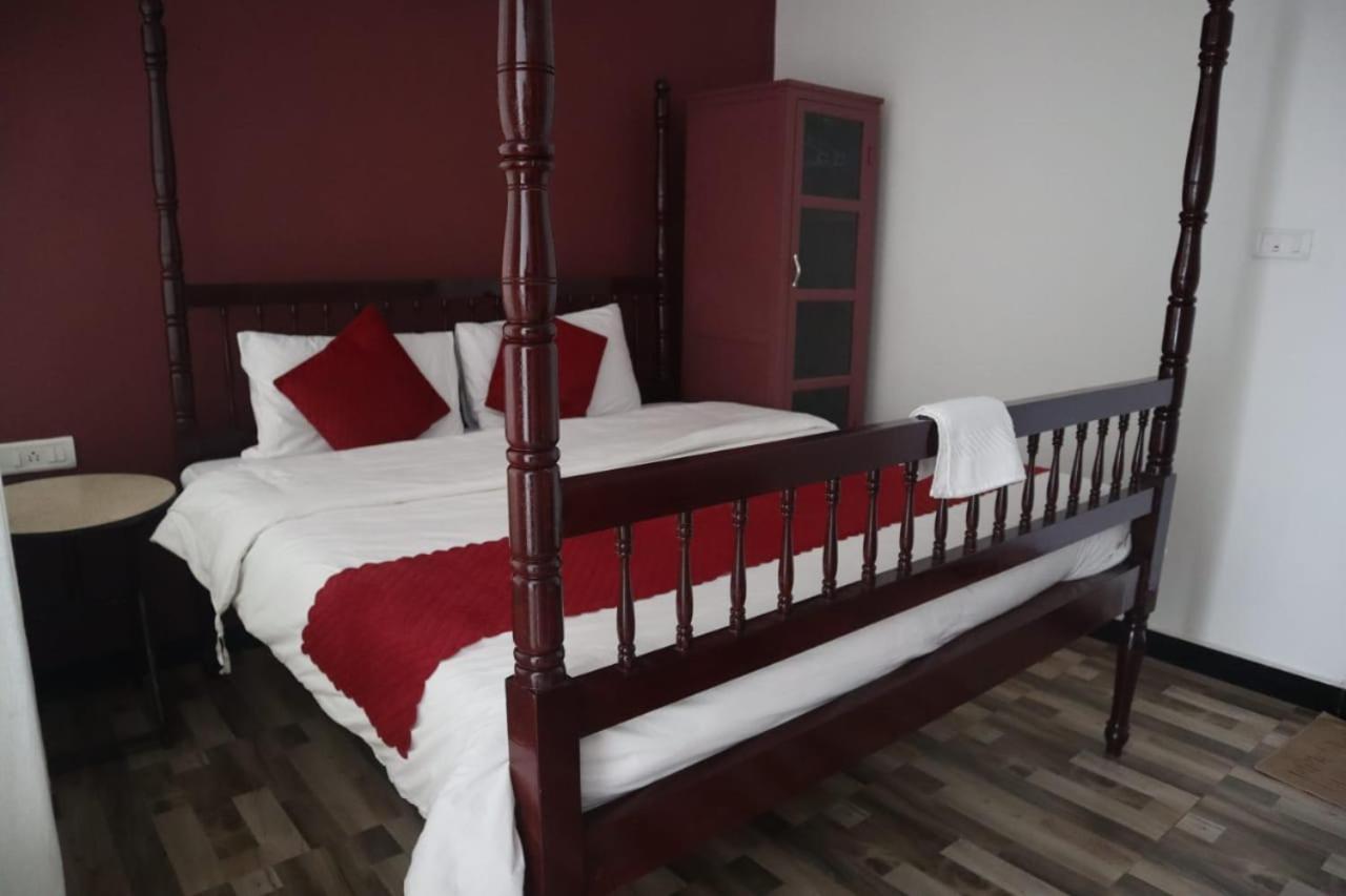Three-Bedroom Villa photo 1